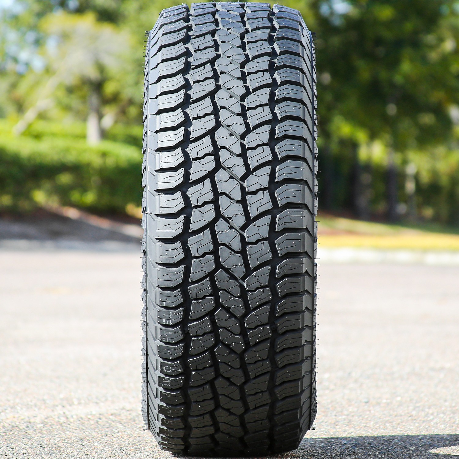 4 Tires Summit Trail Climber AT02 LT 33X12.50R18 Load E 10 Ply A/T All Terrain