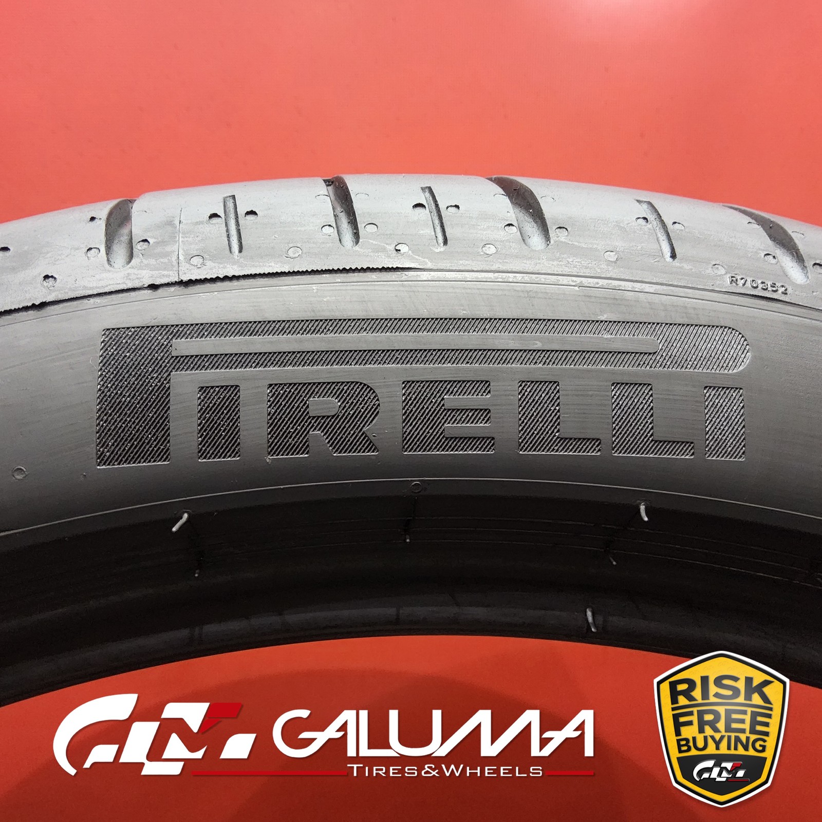 Set of 2 Tires Pirelli P-Zero (PZ4) ★ XL 285/35R21 285/35/21 2853521 105Y #95833