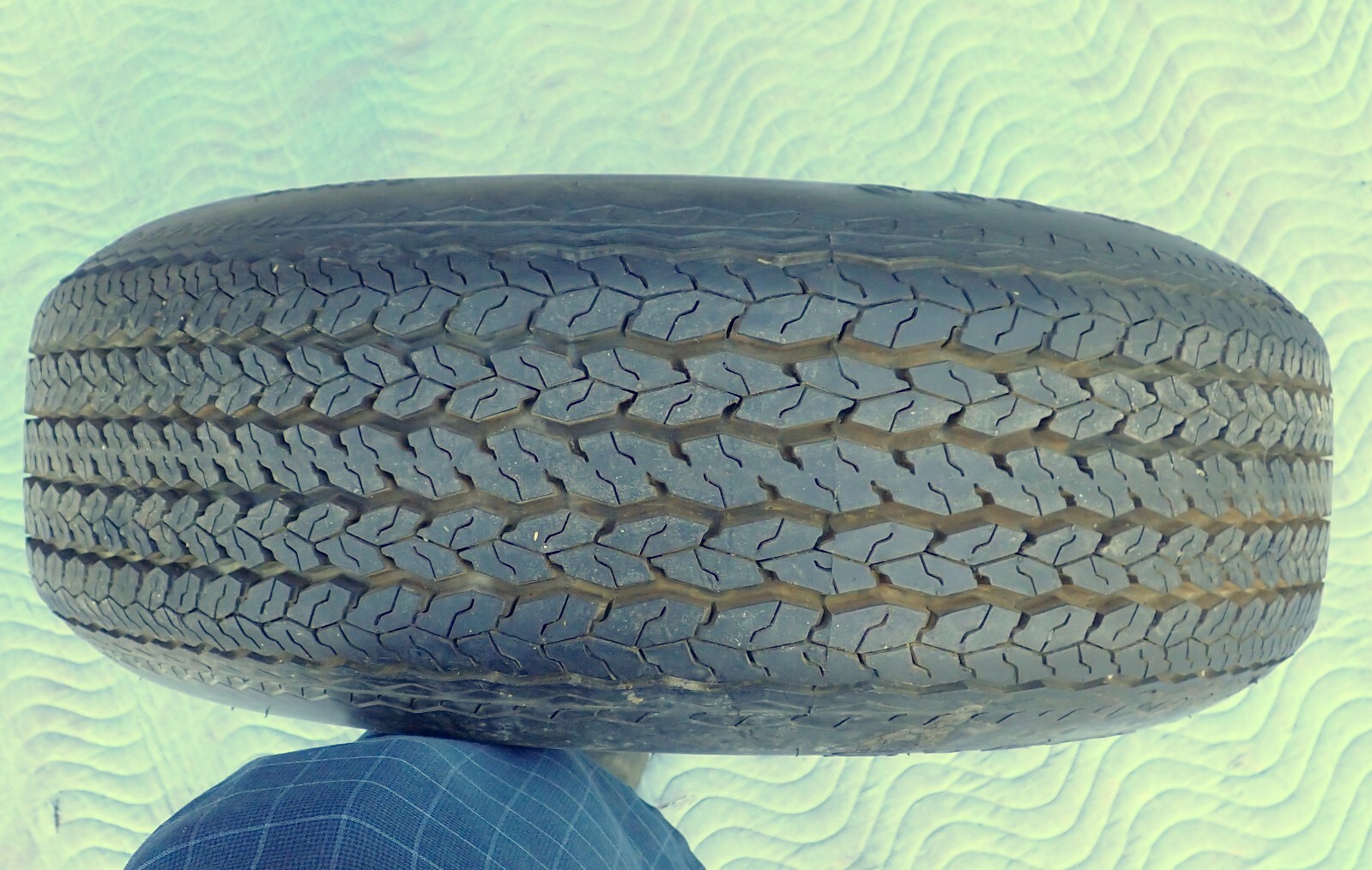 GM 15×8 Rally Wheel Firestone GR70-15 Steel Radial 500 Tire 70s Corvette OEM