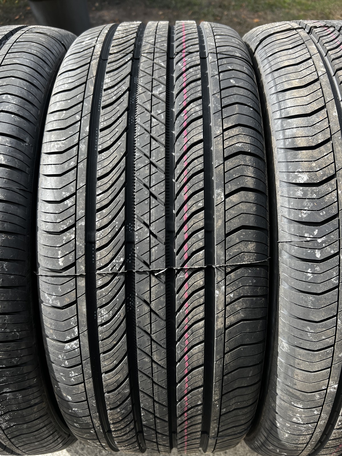 Set Of 4 New Continental ProContact TX 235/45R19 95H DOT.1625