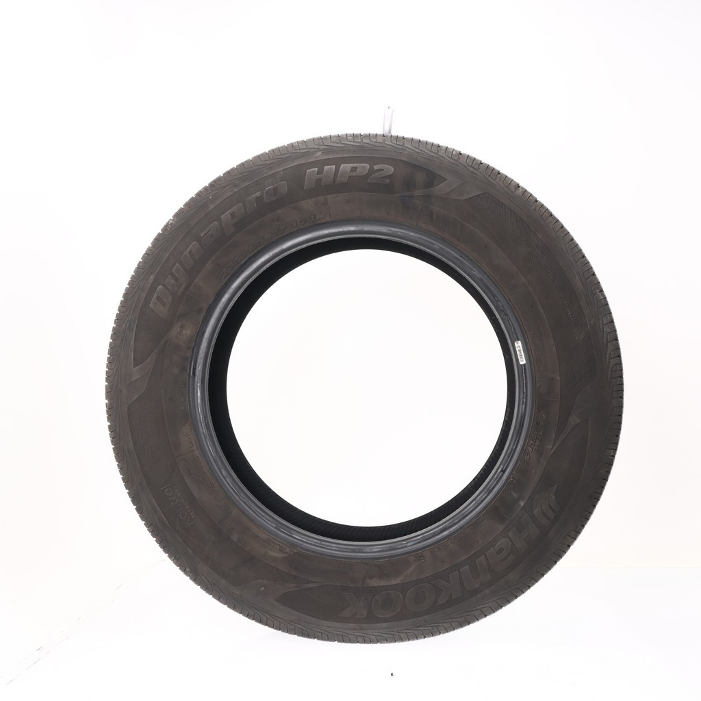 Set of (4) Used 235/65R17 Hankook Dynapro HP2 104H – 8-8.5/32