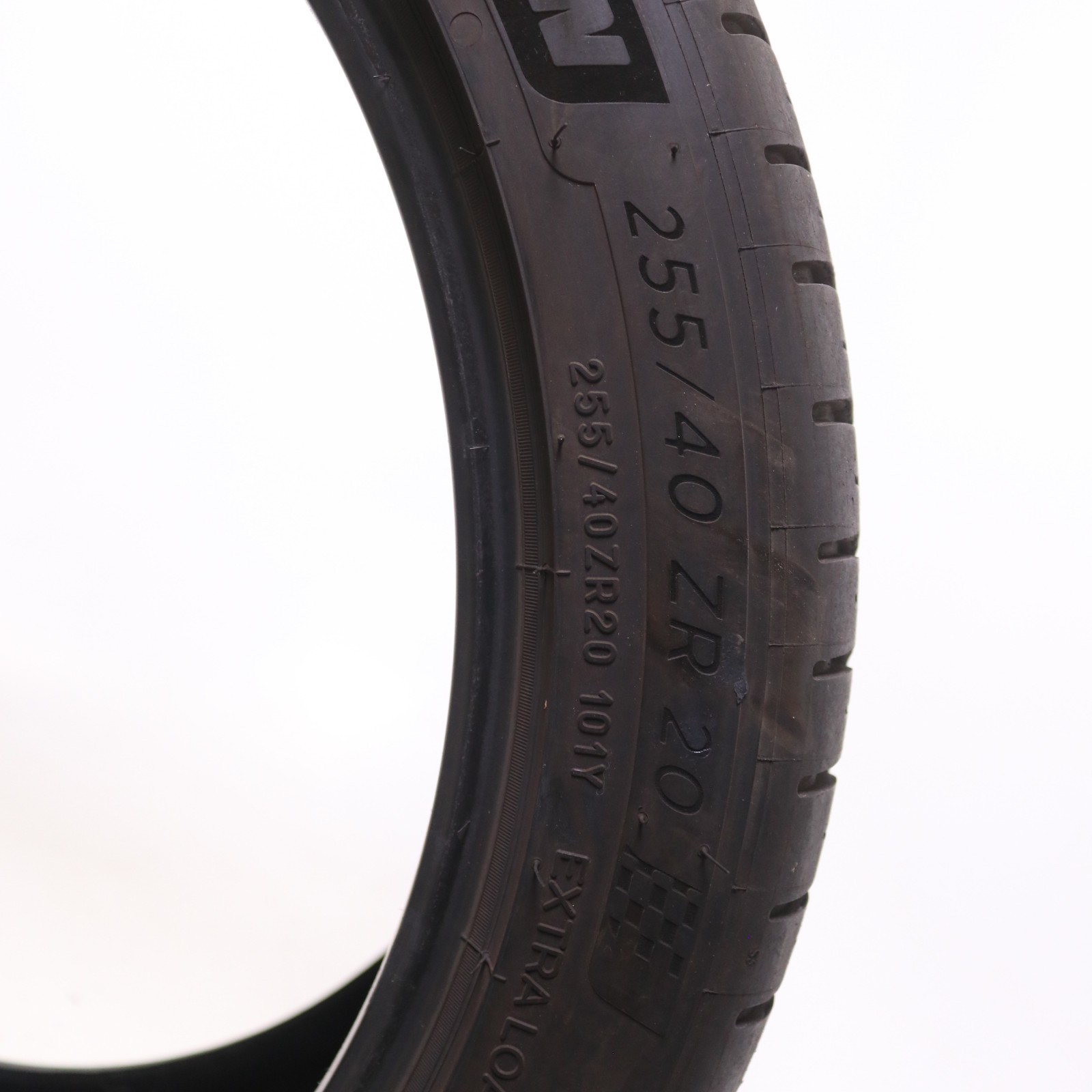 Set of 2 Used 255/40ZR20 Michelin Pilot Sport All Season 4 – 101Y – 7-8/32