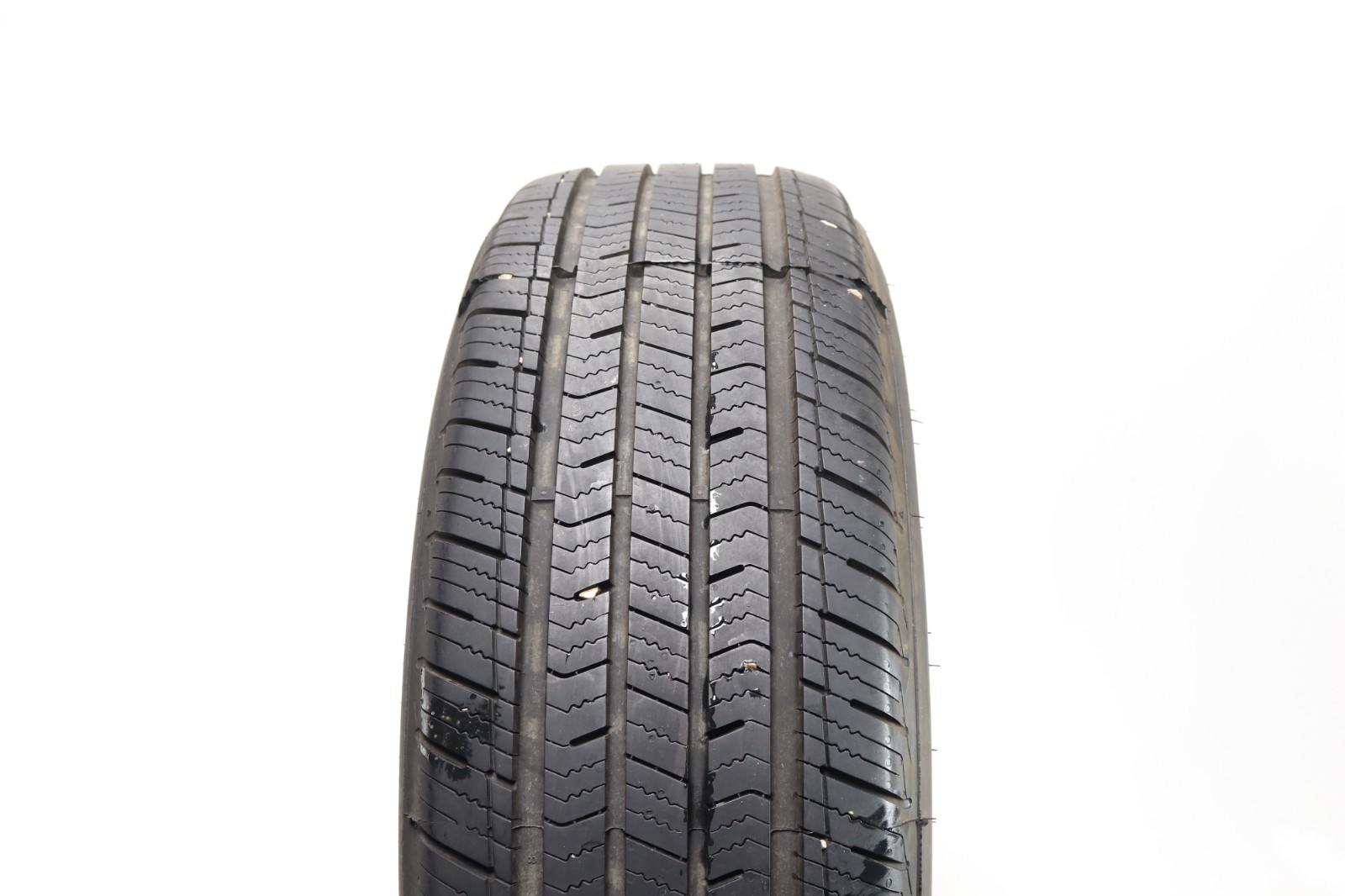 Set of 4 Used 225/65R17 Arizonian Silver Edition All Season – 102H – 9.5-10.5/32