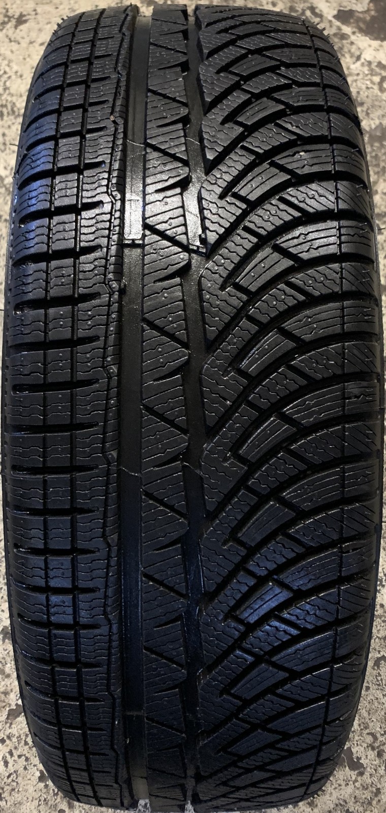 1 Winter Tire 225/45 R18 95V Michelin Pilot Alpin PA4 MO M+S Demo 538-18-20B
