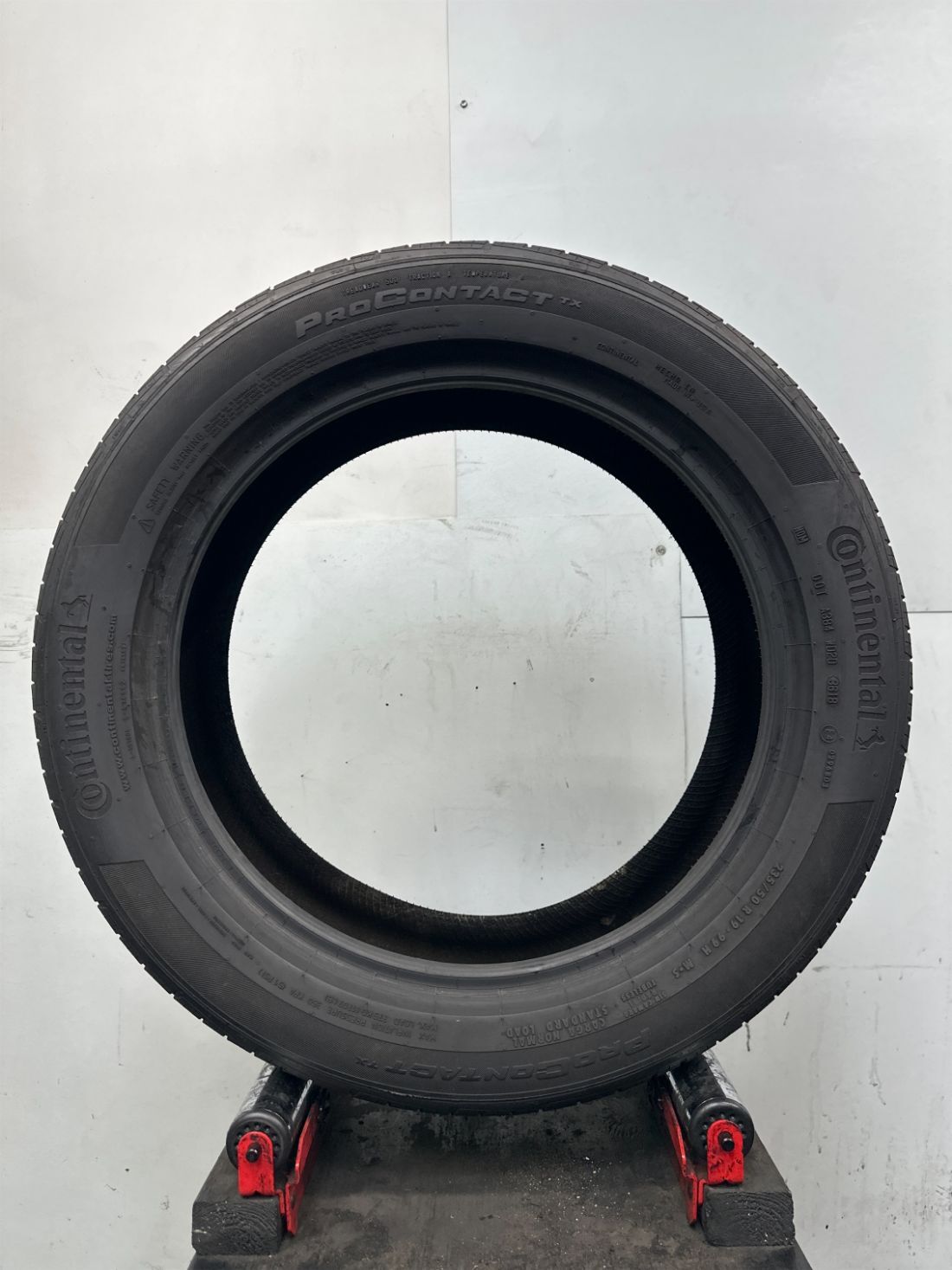 1 Continental ProContact TX Used Tire P235/50R19 2355019 235/50/19 7/32