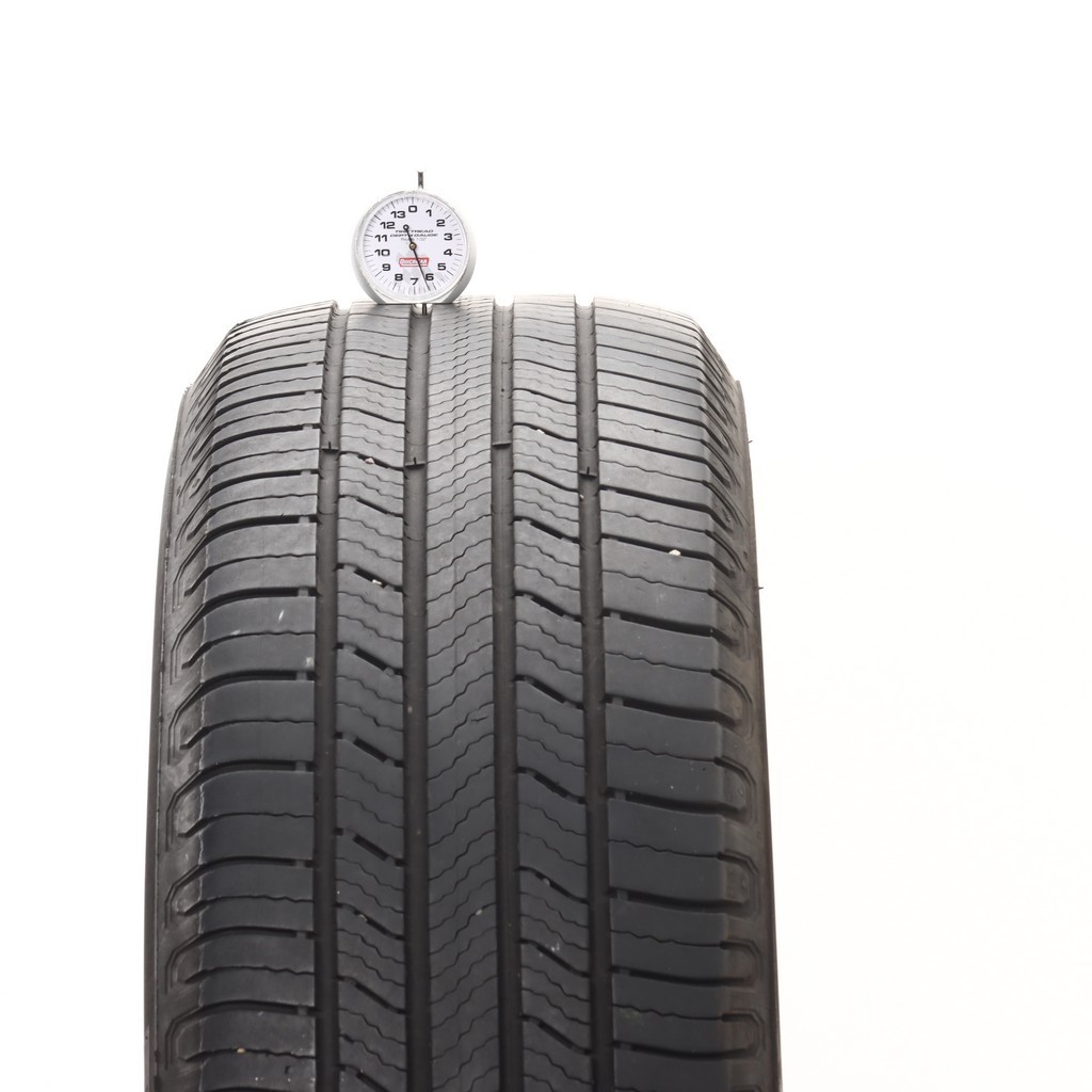 Set of (4) Used 235/65R18 Michelin Defender 2 106H – 6-7/32