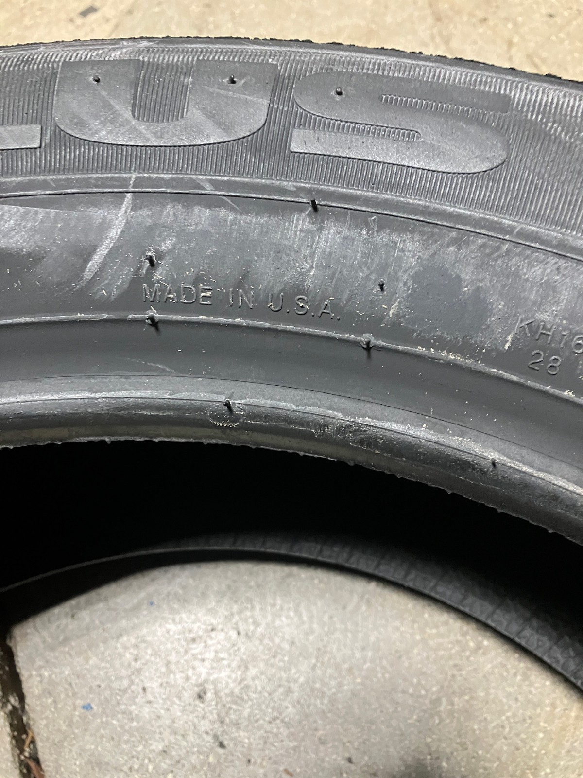 4 New 225 55 19 Kumho Solus KH16 All Season Tires