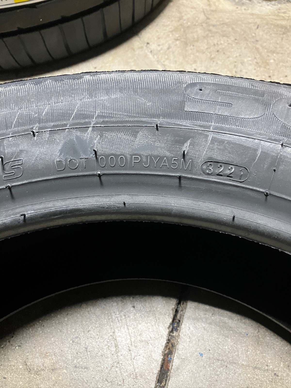 4 New 225 55 19 Kumho Solus KH16 All Season Tires