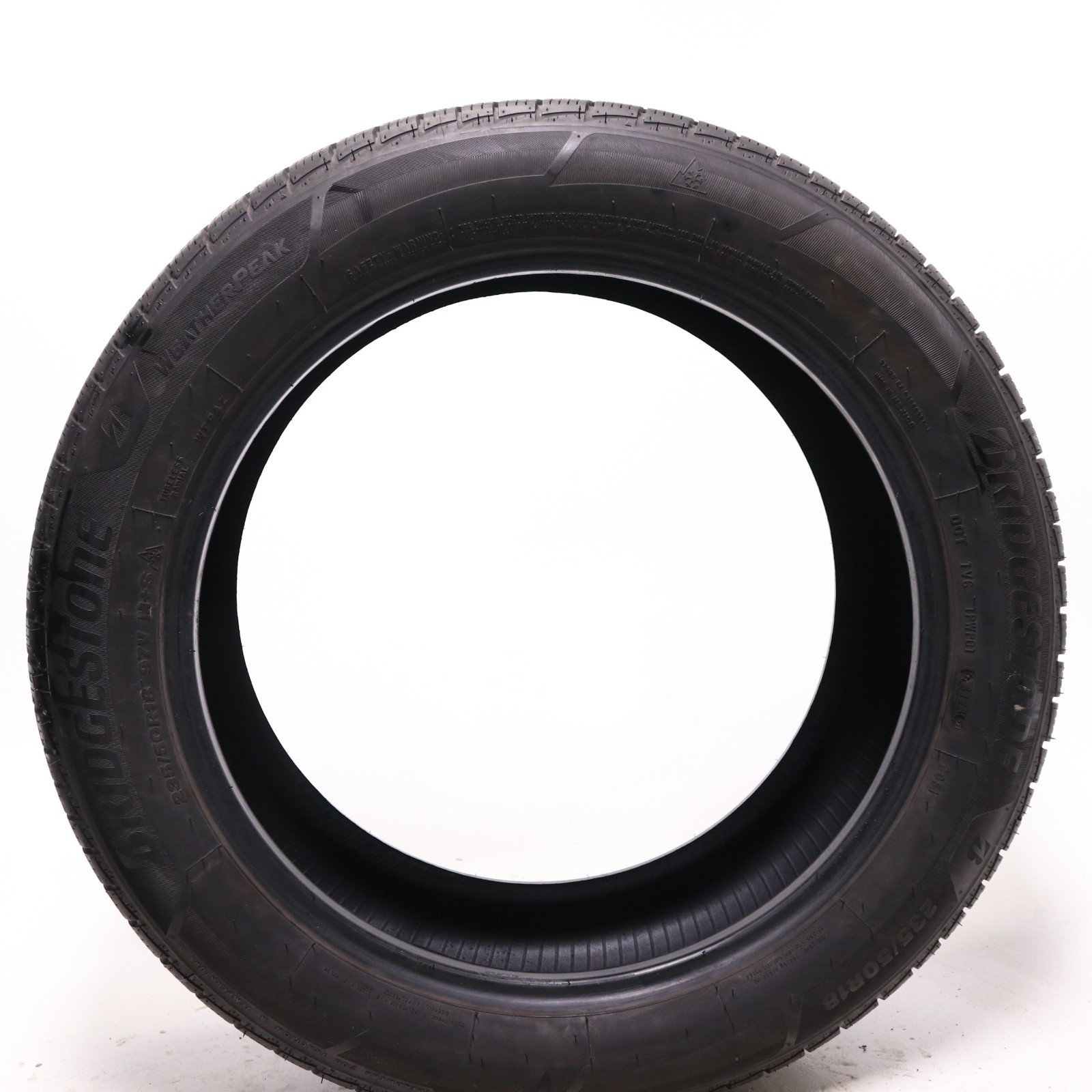 Used 235/50R18 Bridgestone WeatherPeak – 97V – 9/32