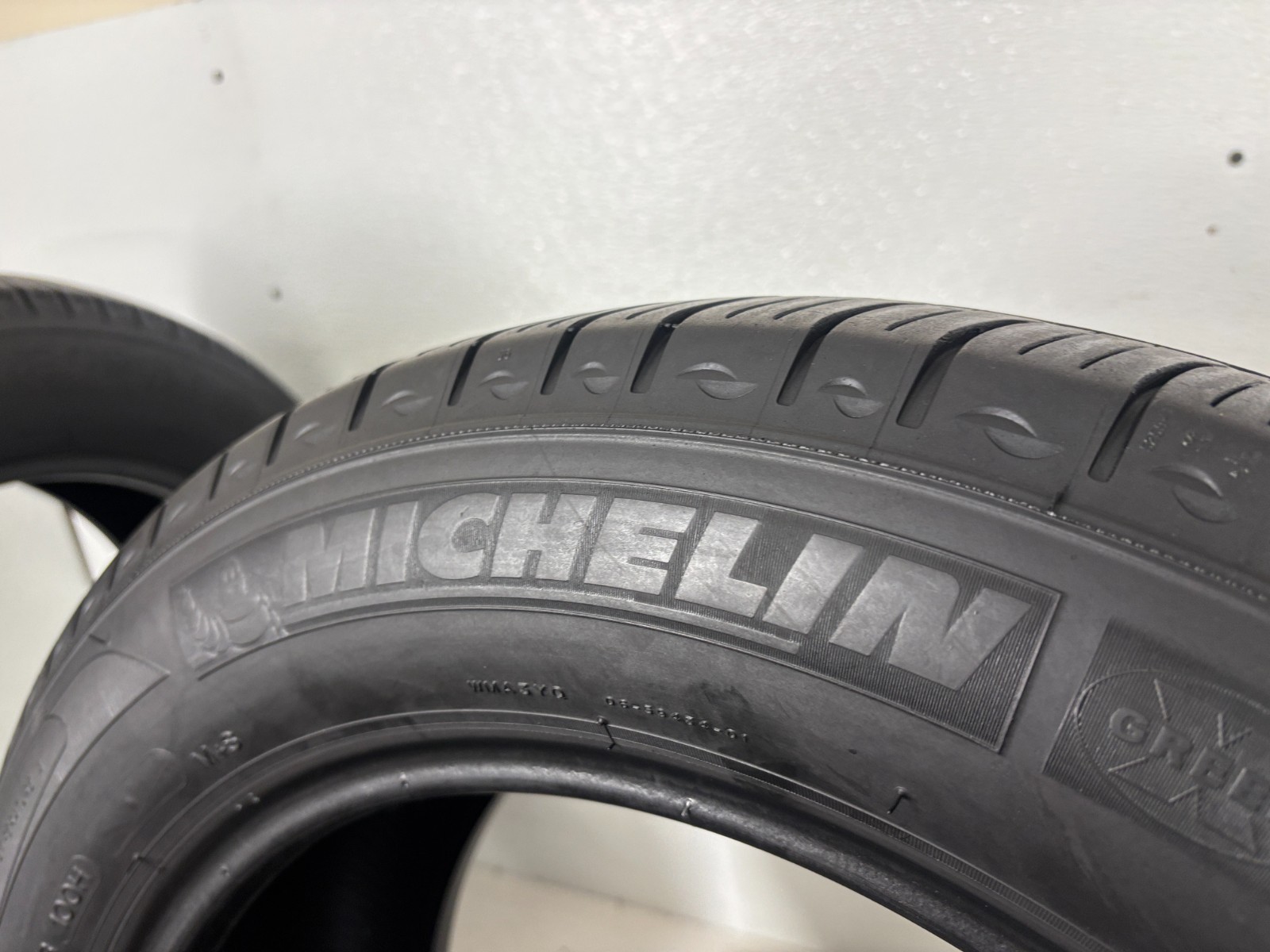 NO SHIPPING ONLY LOCAL PICK UP Set 4 Tires 225 60 18 Michelin Primacy MXM4