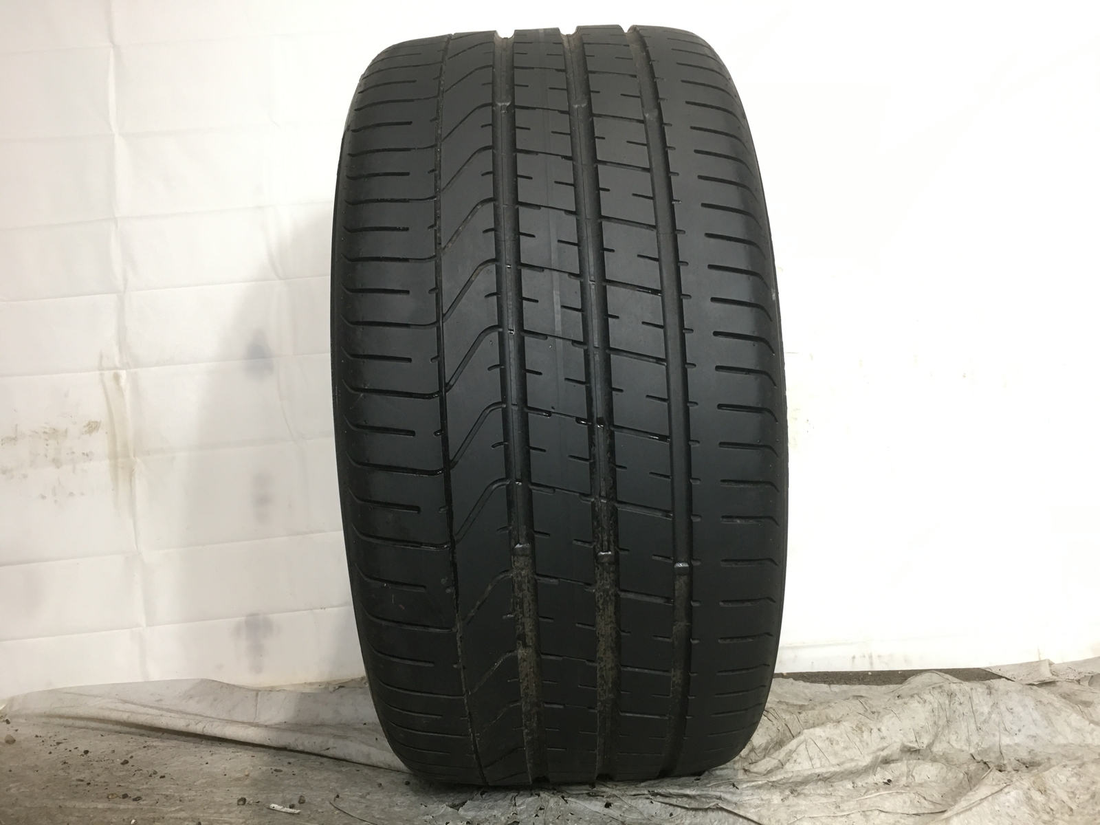 [1] Pirelli P Zero P315/30ZR22 315 30 22 Tire 8.0-8.5/32