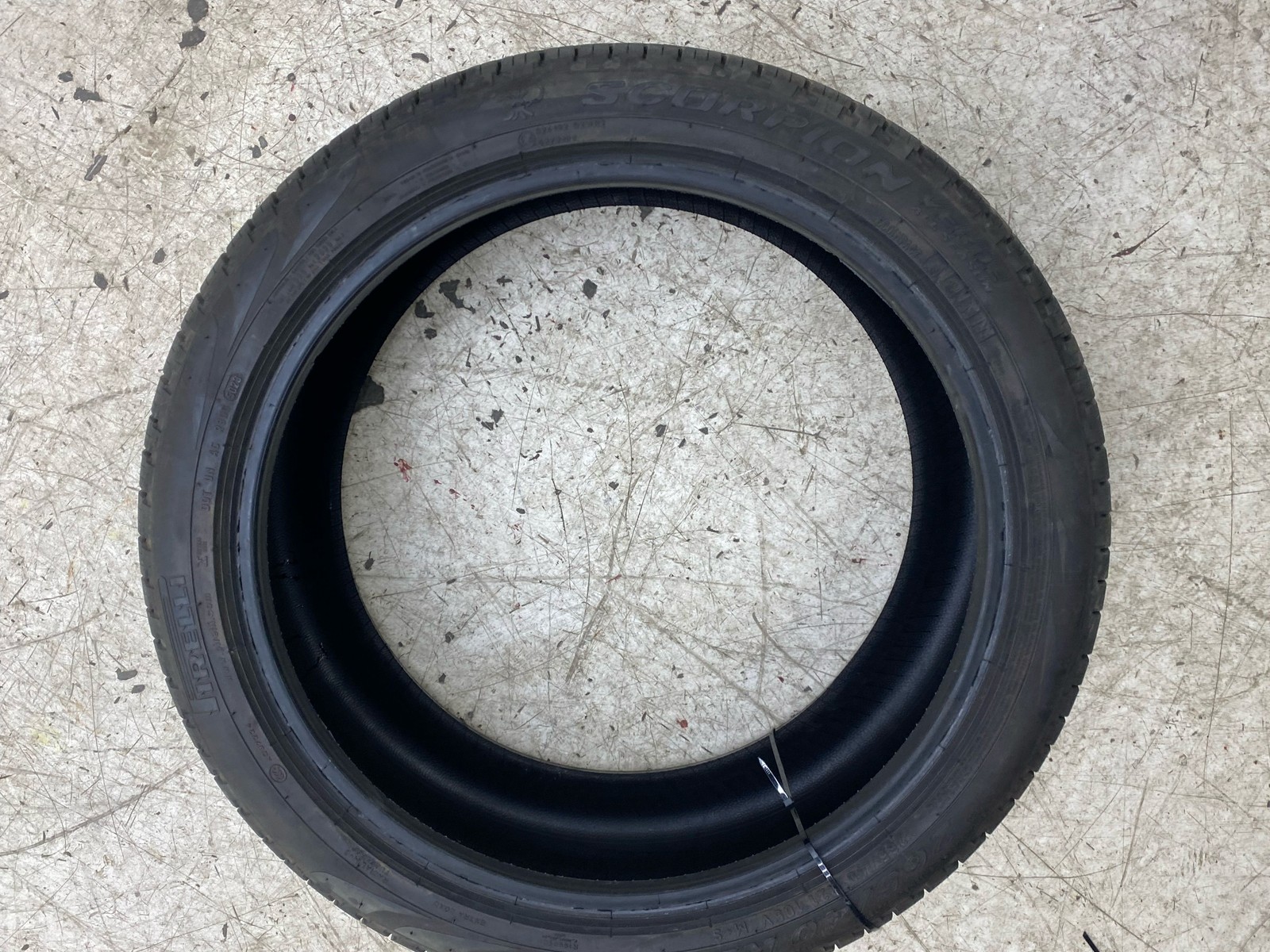 265/40/R21 PIRELLI SCORPION VERDE ALL SEASON 105V 10/32NDS DATECODE 5023