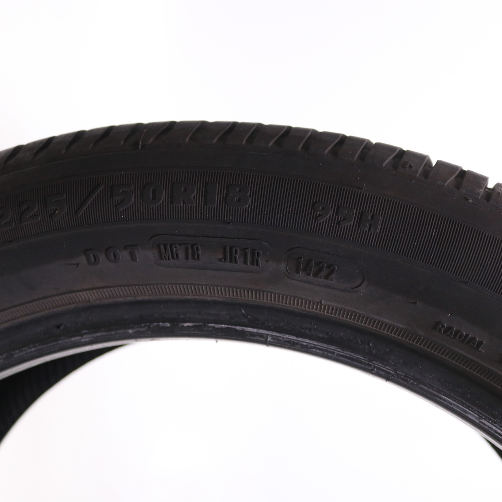 Set of 2 Used 225/50R18 Goodyear Eagle LS-2 – 95H – 8.5-9/32 No Repairs