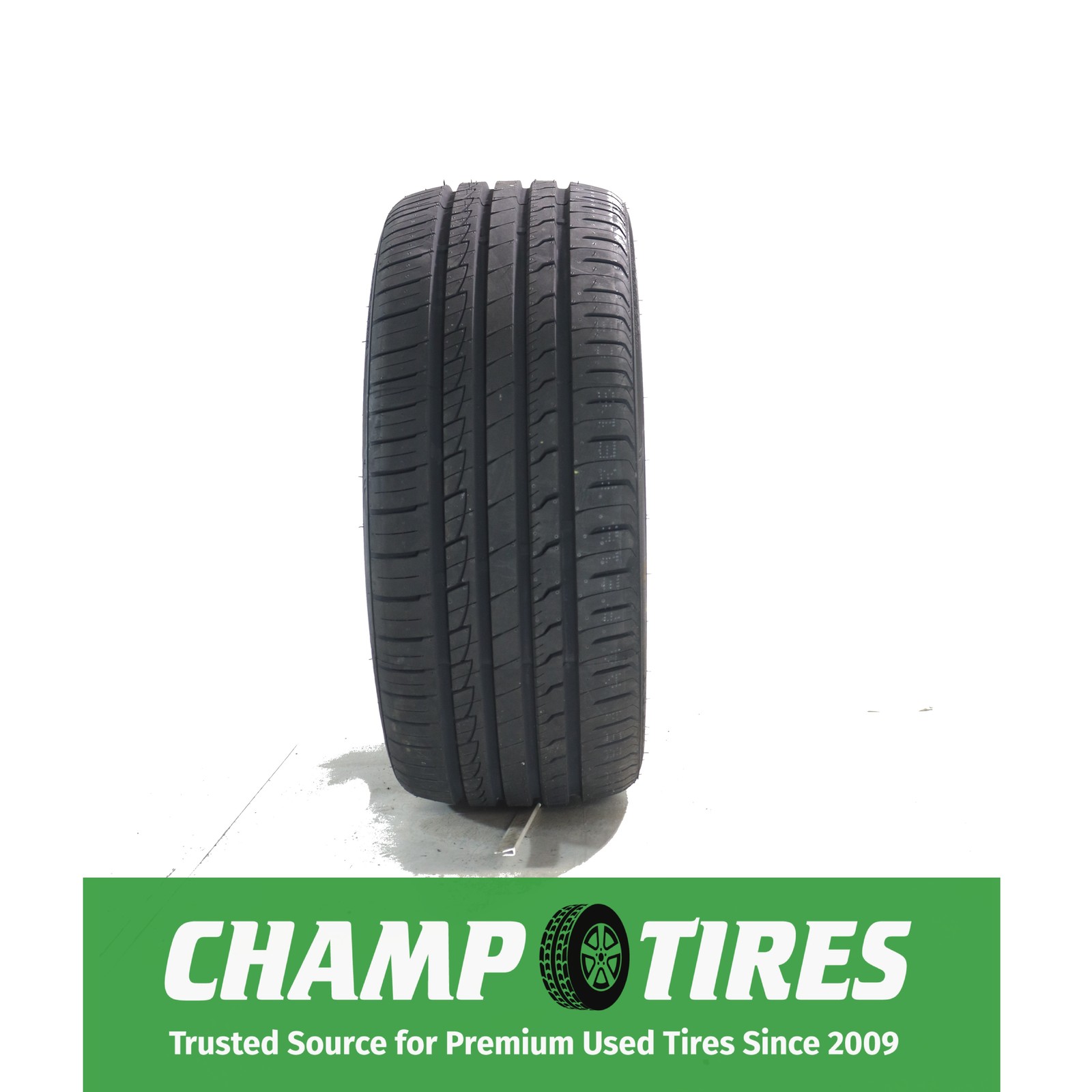 P235/40R18 Ironman IMove Gen 2 AS Takeoff 95 W Used 12/32nds