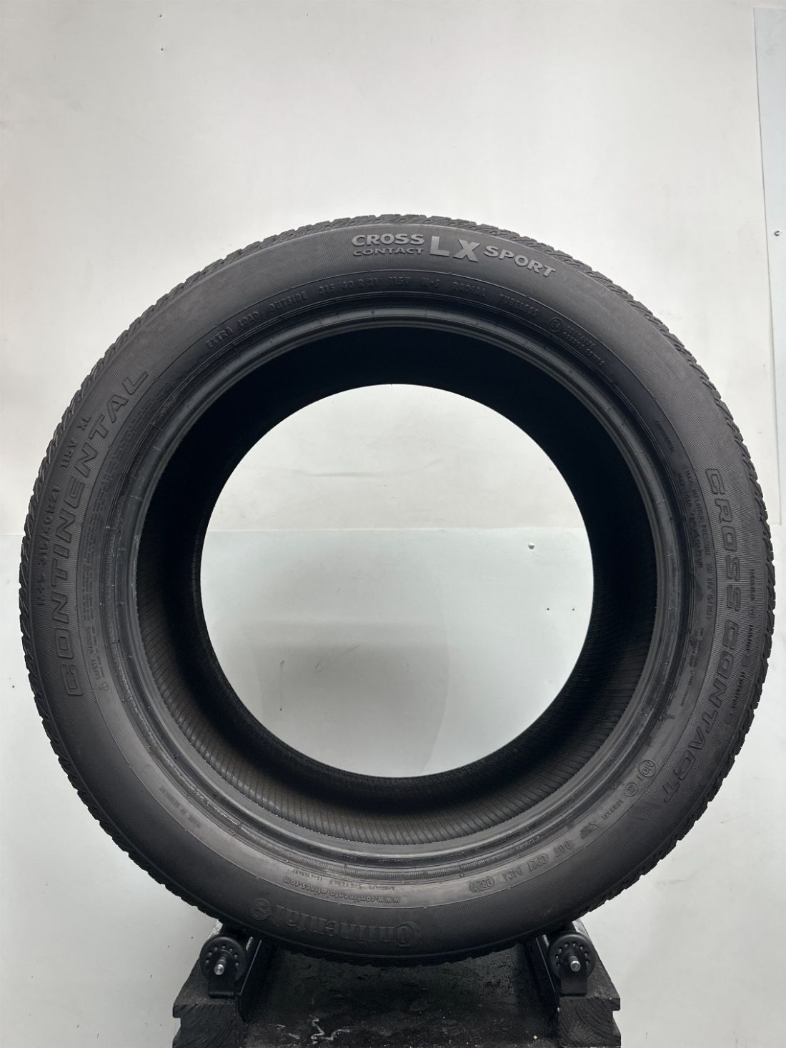 1 Continental Cross Contact LX Sport Used P315/40R21 3154021 315/40/21 10/32