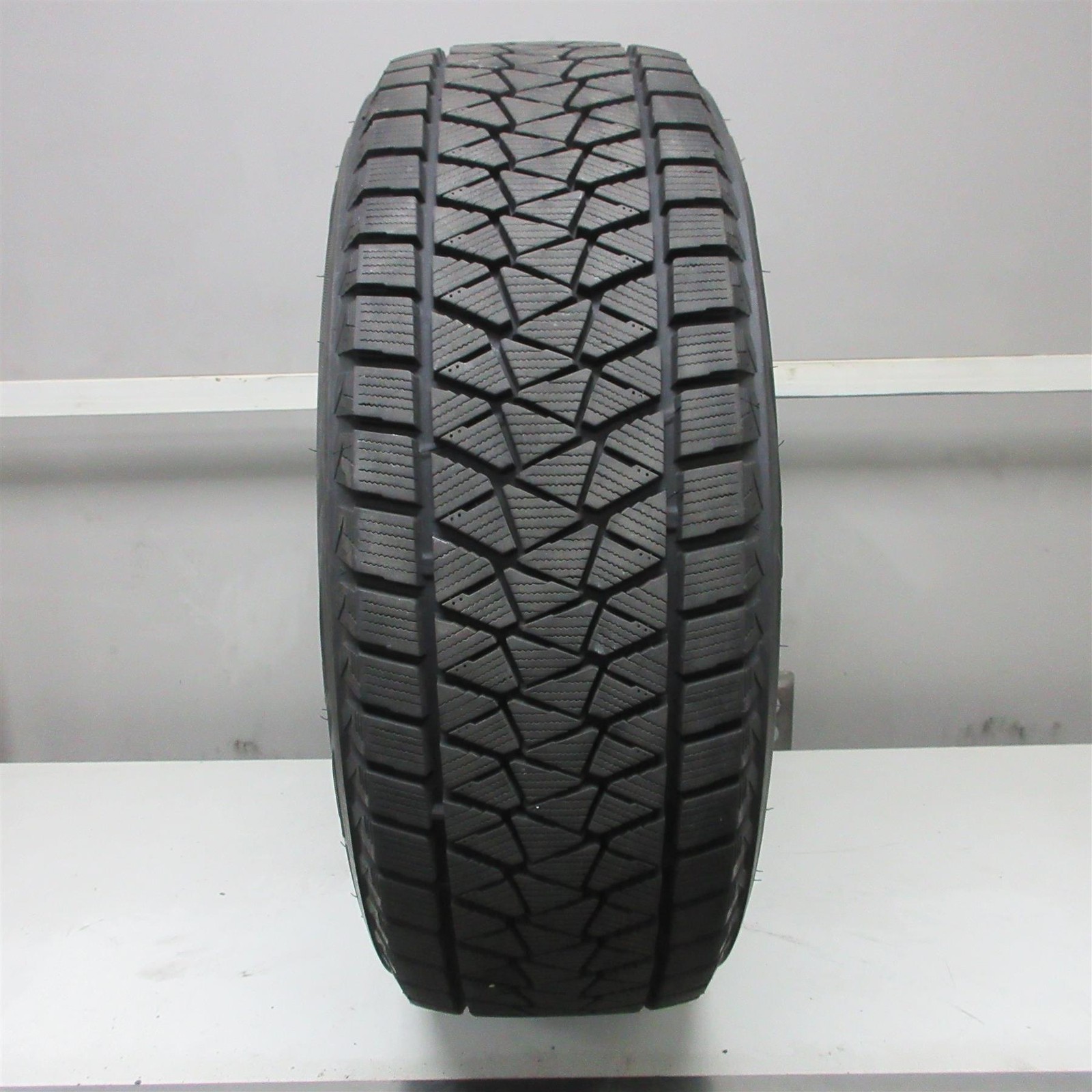 225/60R17 Bridgestone Blizzak DM-V2 99S Used Tire (12/32nd) NO PATCHES! (QTY 1)