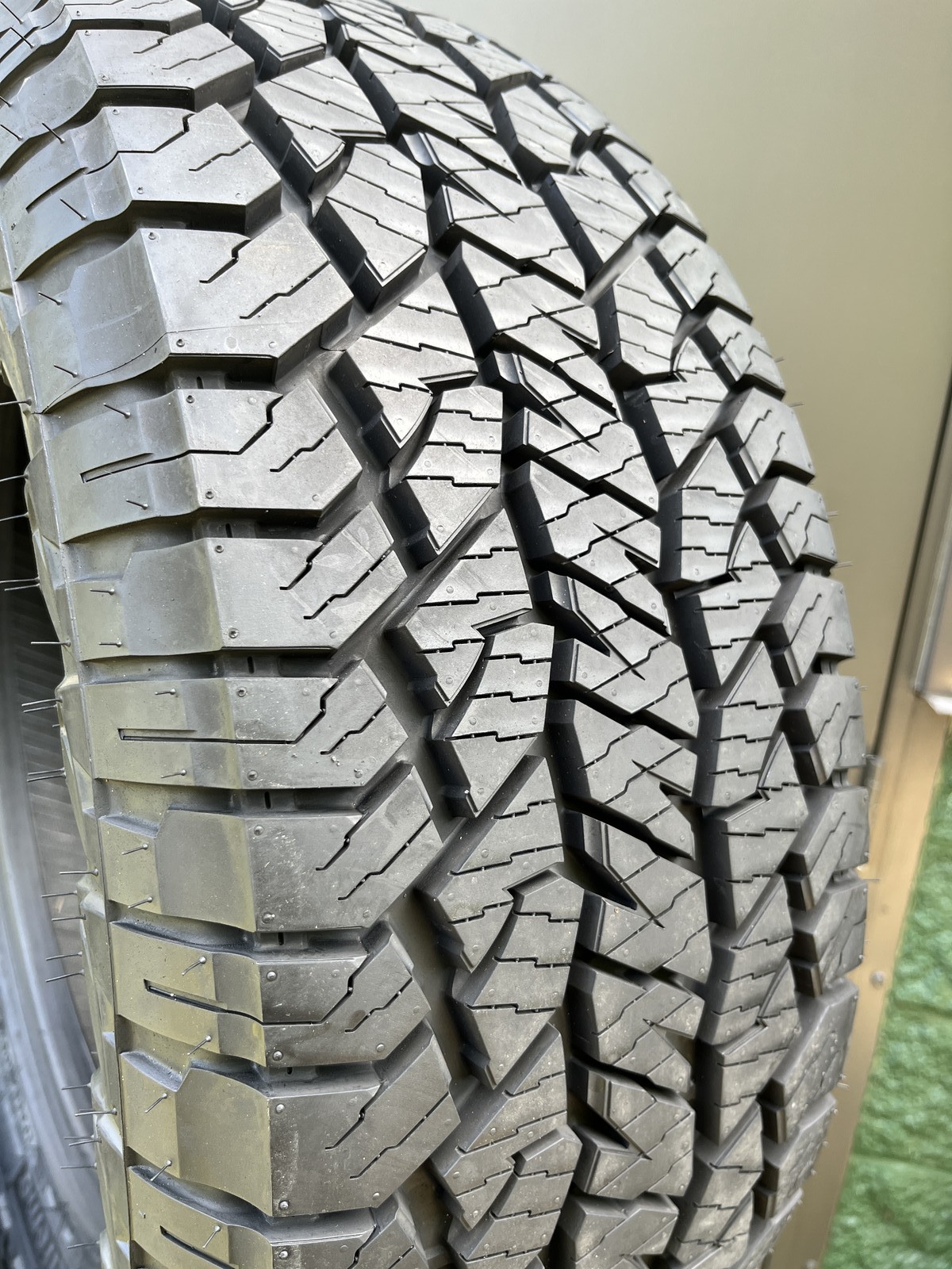 1 New Hankook Dynapro AT2 Xtreme LT 265/60R18 119/116S 10 PLY DOT.2523 14/32 New