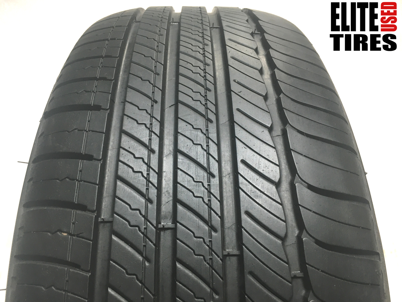 [1] Michelin Primacy MXM4 P235/50R19 235 50 19 Tire 8.0-8.25/32
