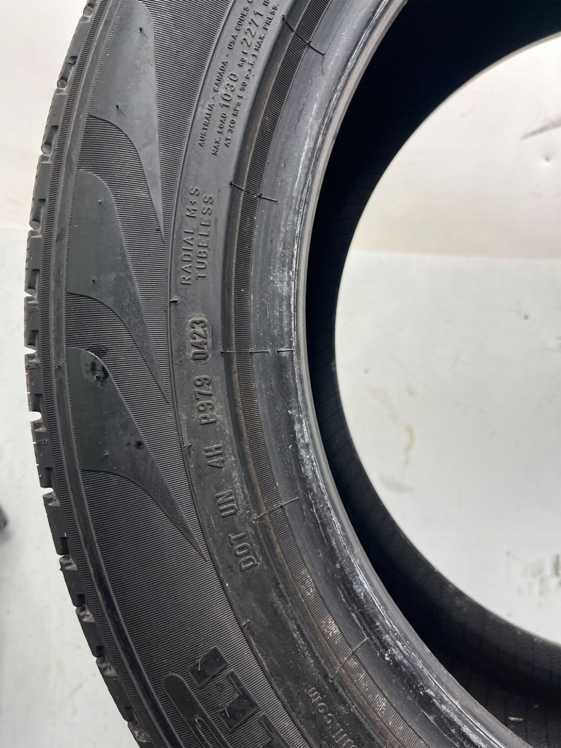 1 Used P255/55R18 Pirelli Scorpion Verde All Season 109 H – 11/32
