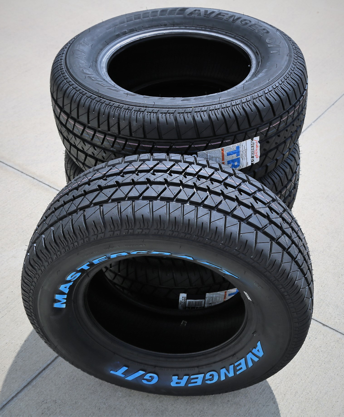 2 Tires Mastercraft Avenger G/T 215/65R15 95T A/S All Season