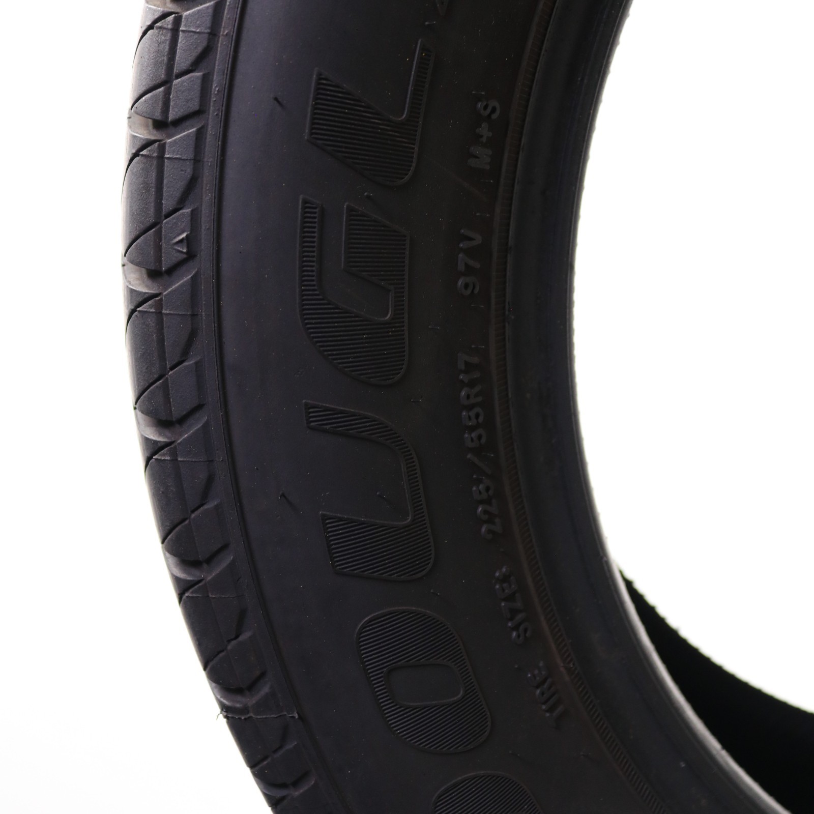 Used 225/55R17 Douglas Touring A/S – 97V – 8/32
