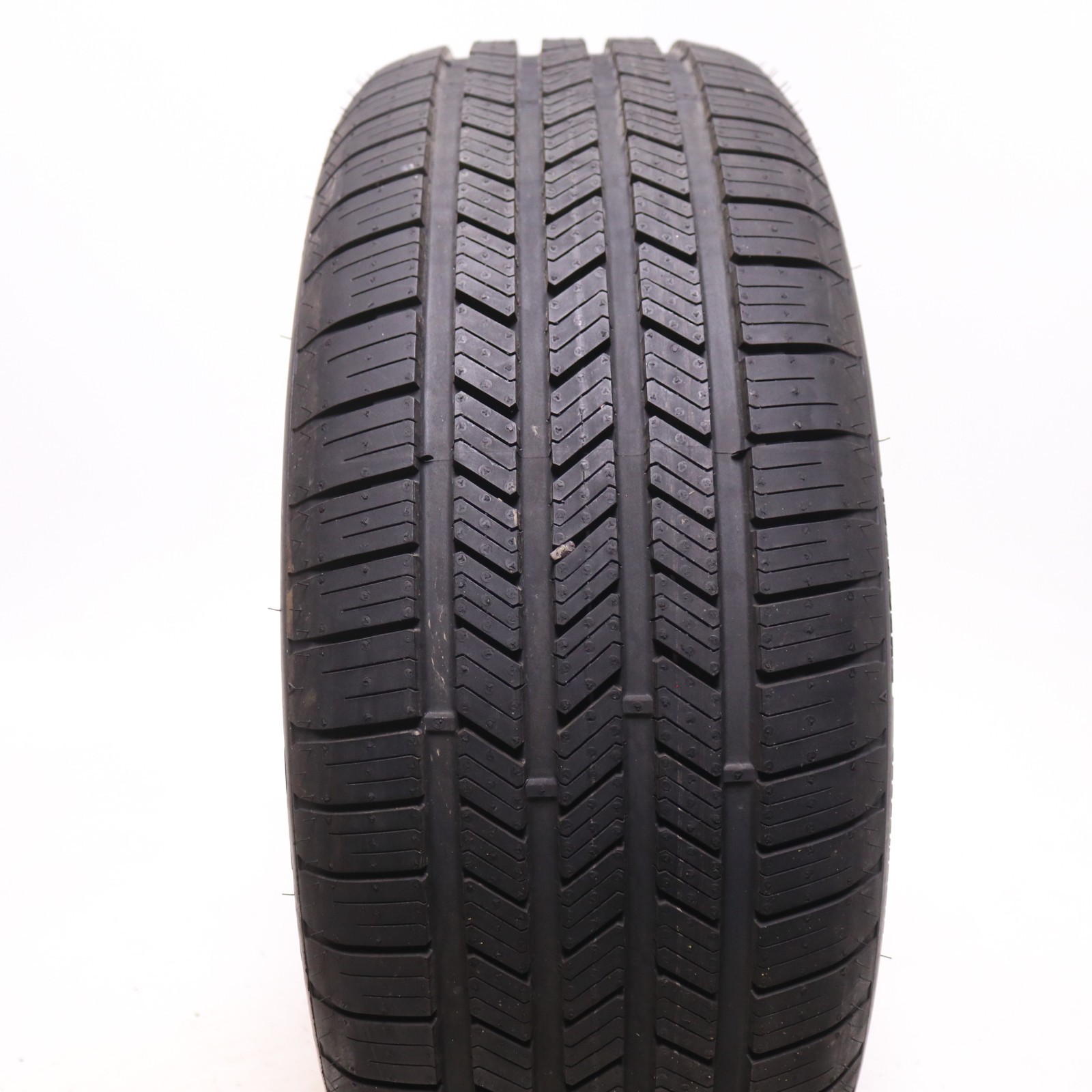 Set of 2 Used 235/45R19 Goodyear Eagle LS 2 MOExtended Run Flat – 95H – 9-10/32