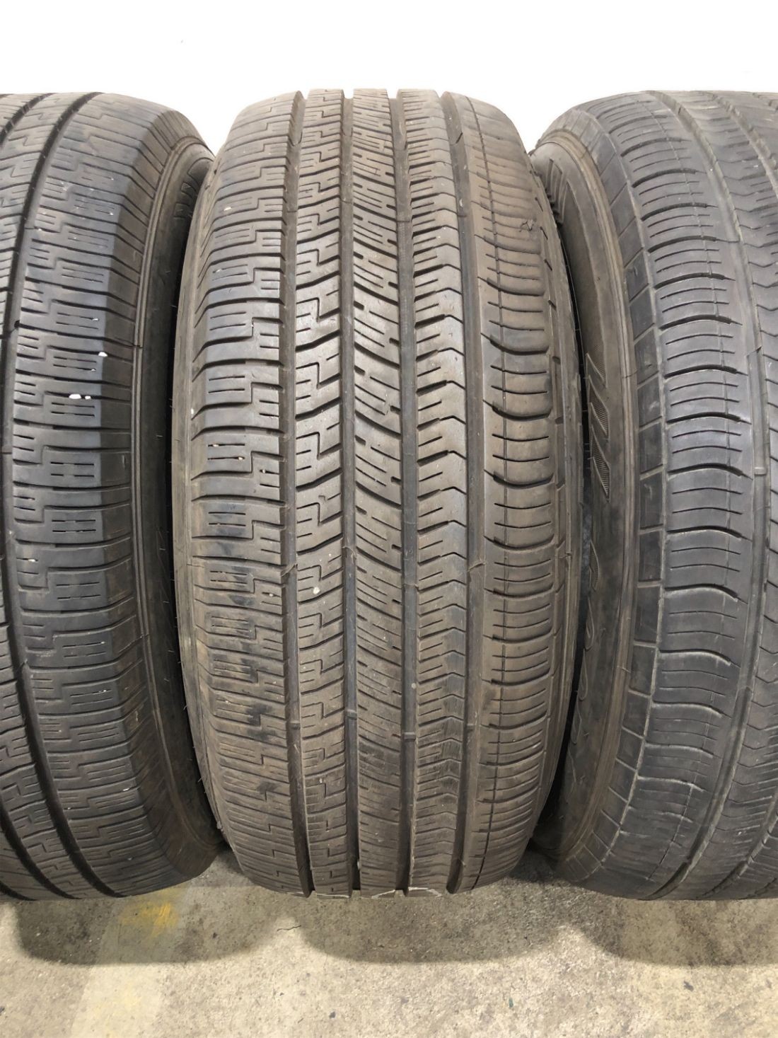 4x P255/60R18 Goodyear Eagle Enforcer 9/32 108 V Used Tires 2556018