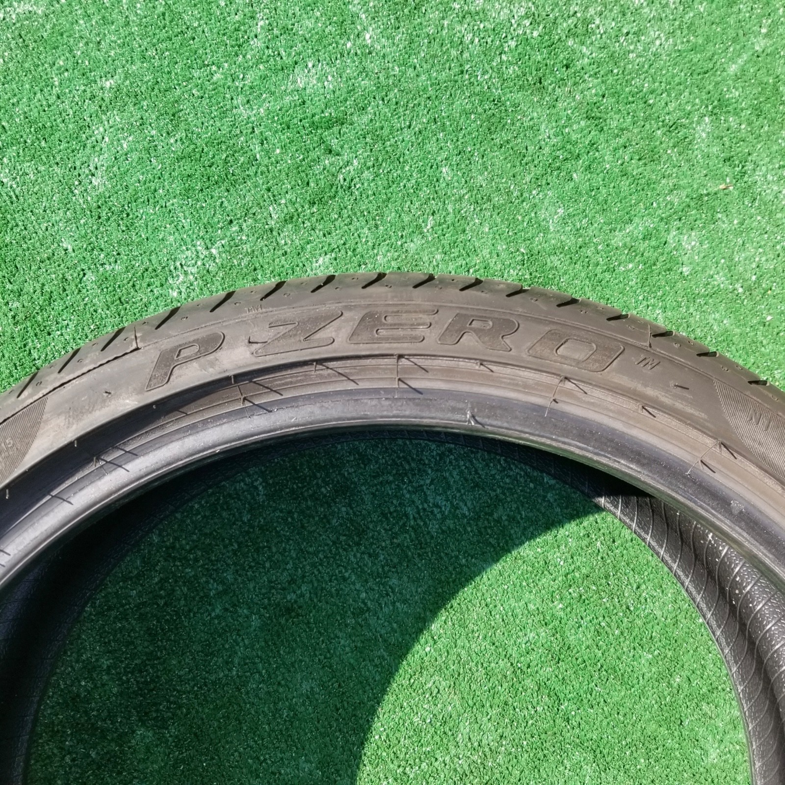 245/35R20 Pirelli P Zero Tires 245/35ZR-20 245/35ZR20 91Y N1 Porsche 70% Tread