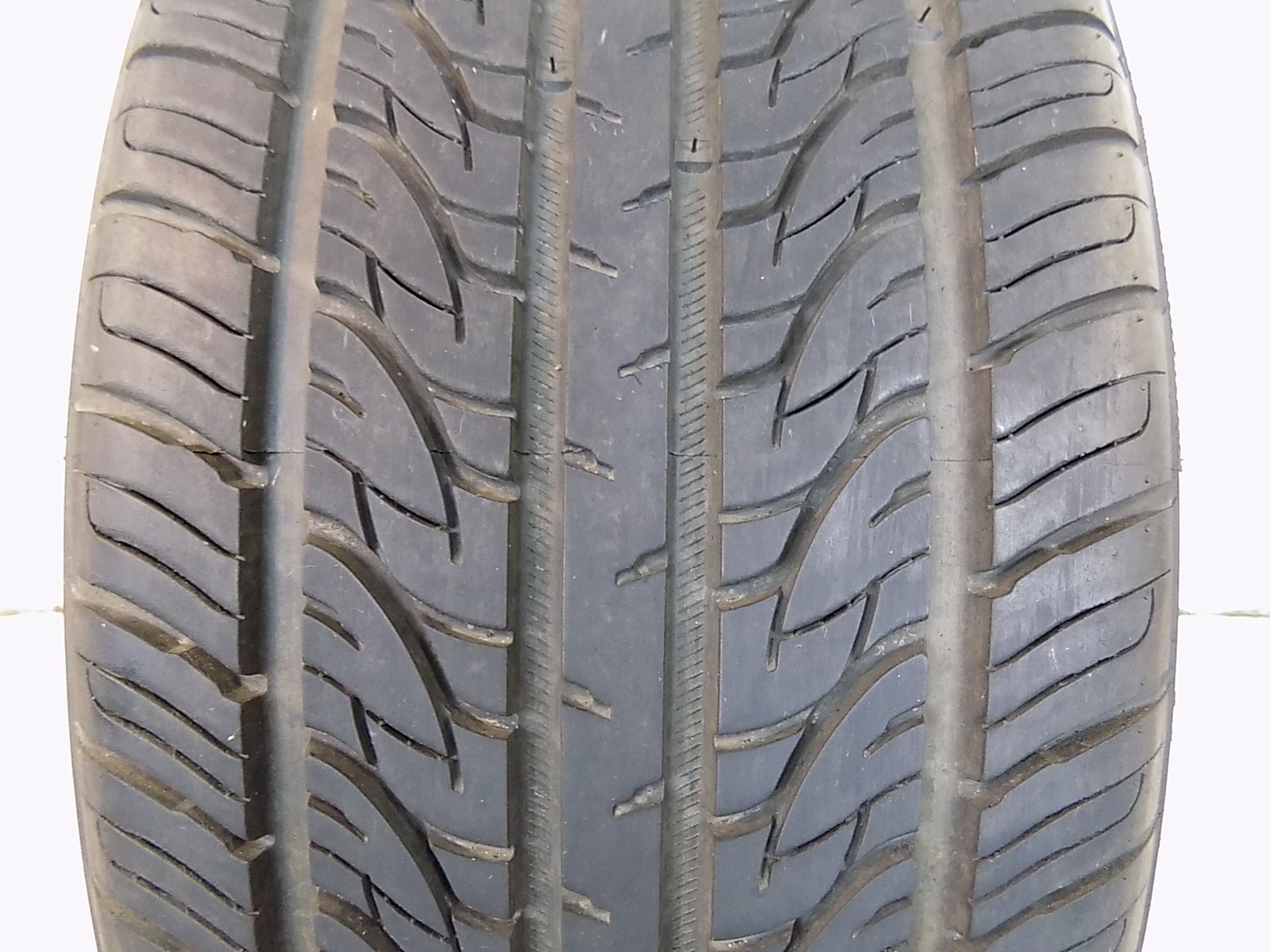P245/45R20 Vercelli Strada II 103 W Used 9/32nds