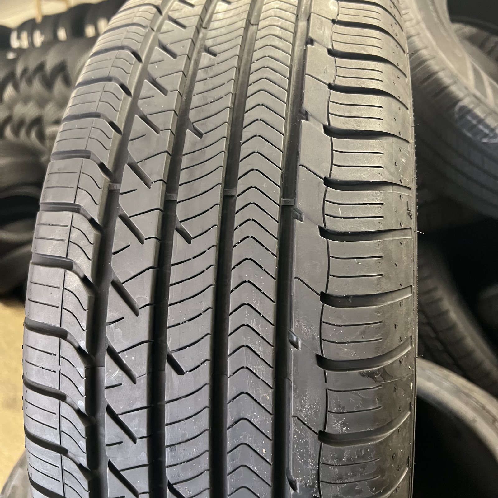 1 Tire LikeNEW Goodyear Eagle Sport AO 235/50/19 235/50R19 99H 9/32 No Patch