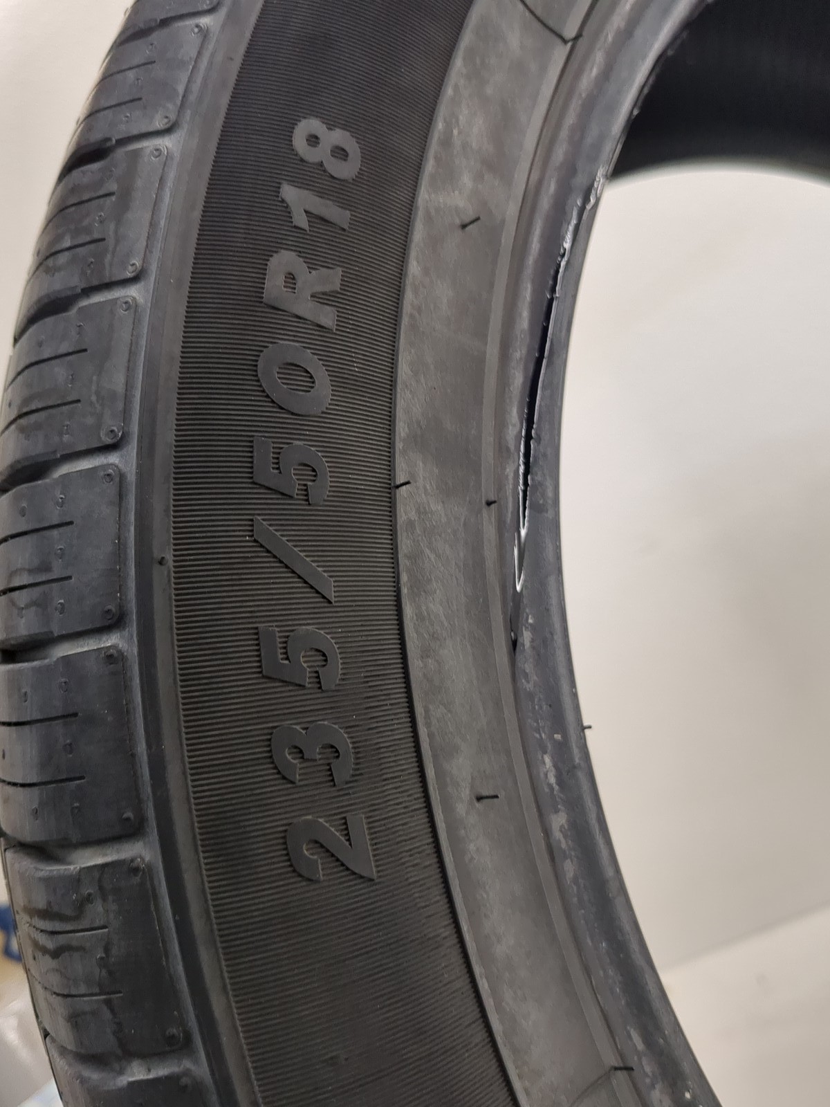 Used Tire 235/50R18 IRONHEAD REFLEX IHO1 97H – Tread Depth 9/32