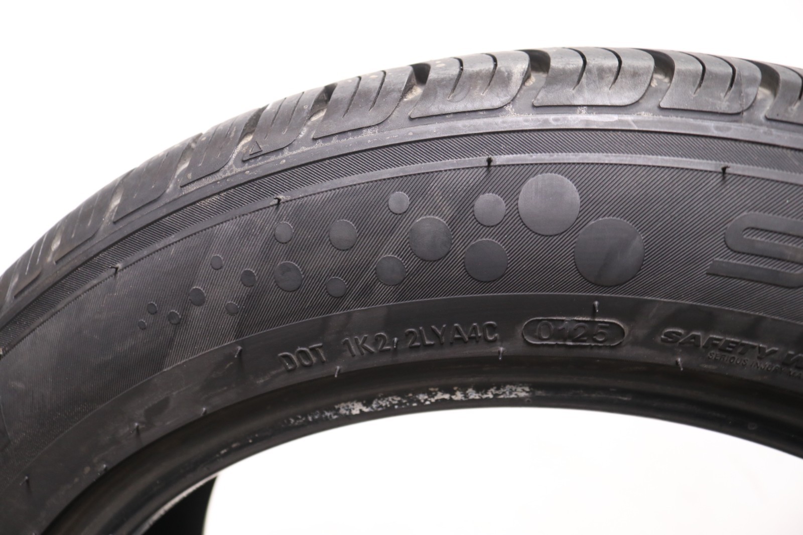 Set of 2 Used 225/55R18 SureDrive Touring A/S – 98V – 10.5-11/32