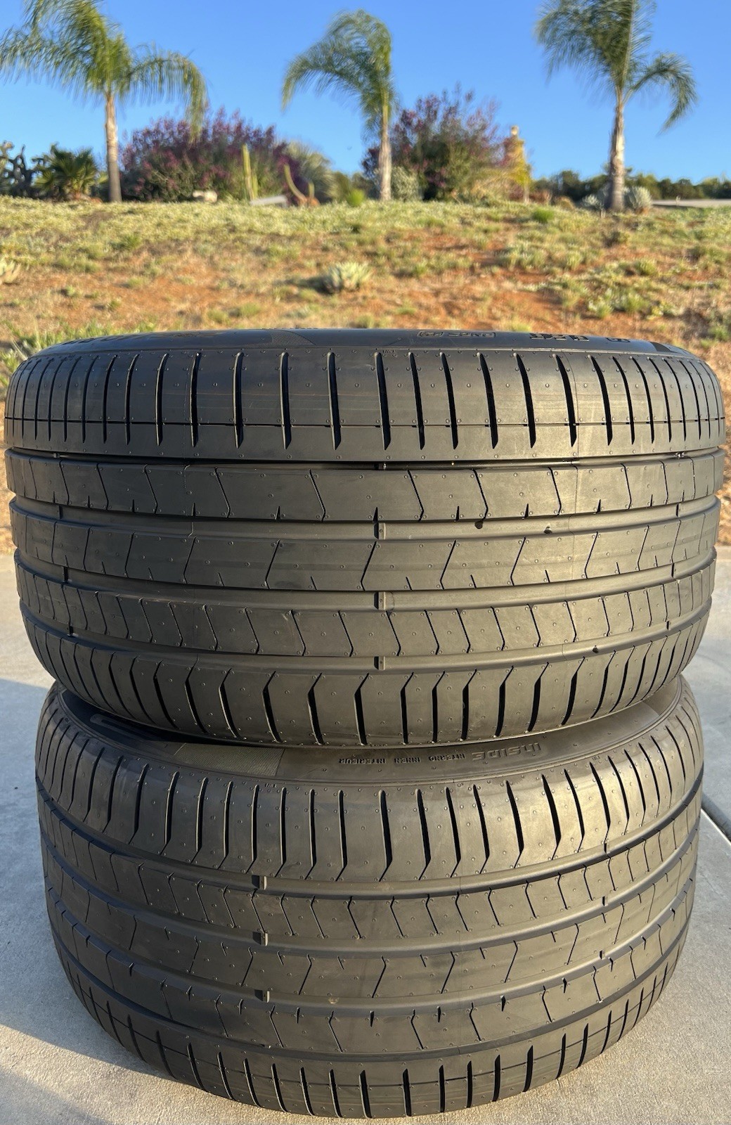 4X BRAND NEW Pirelli P Zero PZ4 Tesla Model S Tires 2X 255/45R19 & 2X 285/40R19!