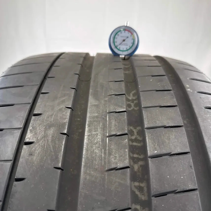 Used 325/35ZR22 Yokohama Advan Sport V107 MO1 114Y 8.5/32 (DOT 19)