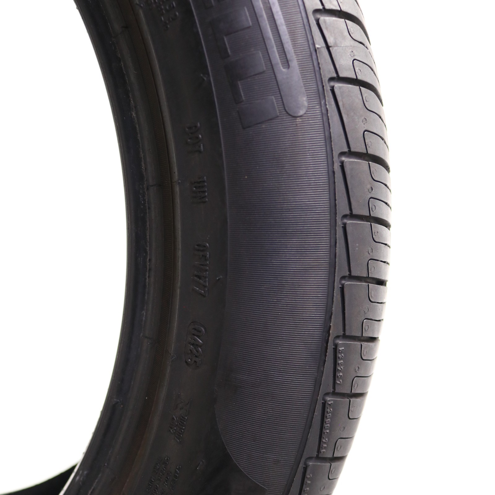 Used 245/50R19 Pirelli Cinturato P7 All Season Run Flat – 105H – 7/32 No Repairs