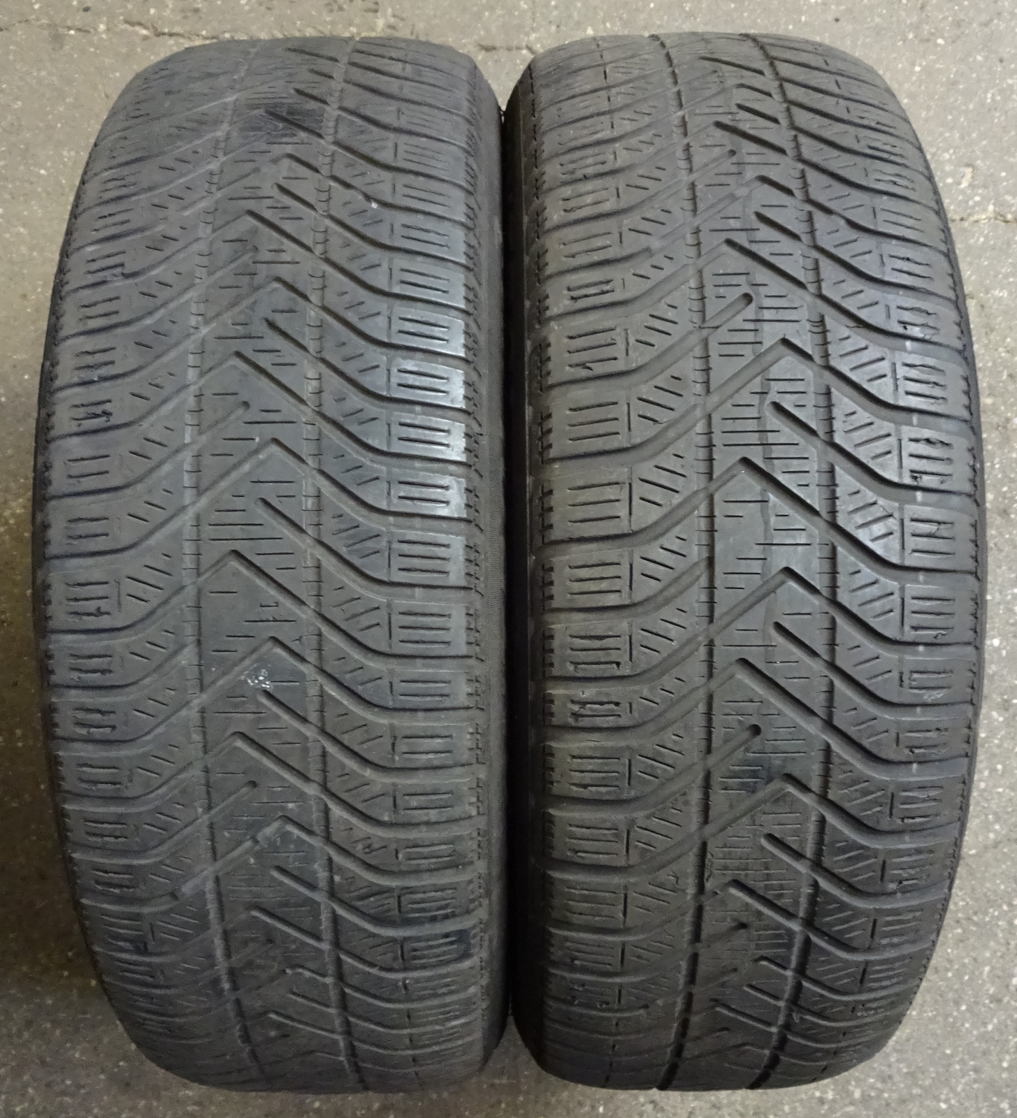 2 winter tyres Pirelli SnowControl series 3 M+S 195/55 R16 87H RA4628