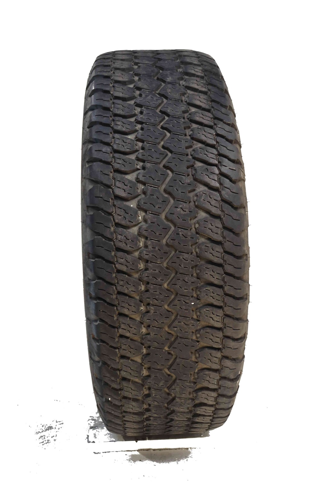 P265/70R17 Goodyear Wrangler AT/S OWL 113 S Used 8/32nds