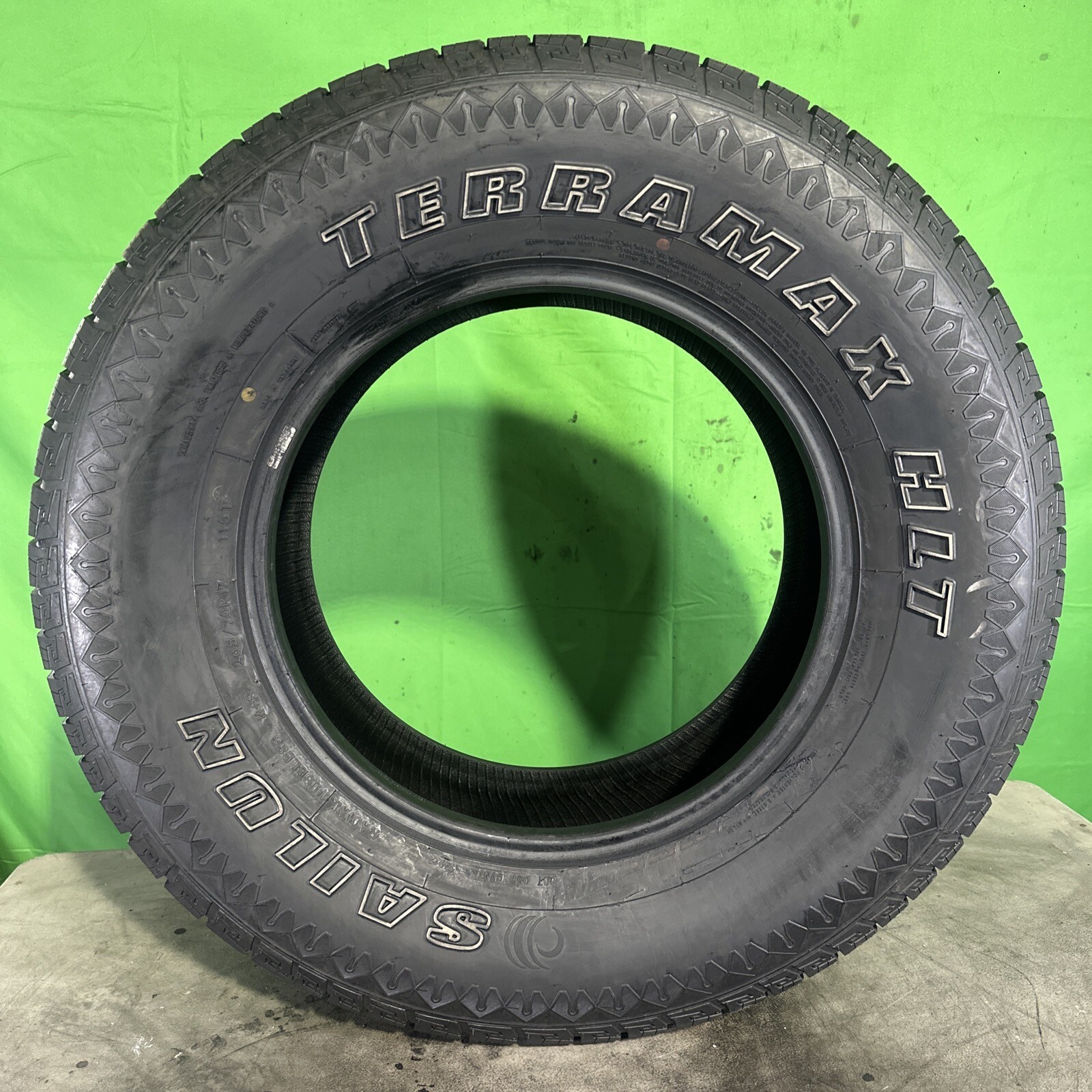 Single,Used-265/70R17 Sailun Terramax HLT 115T 10/32 DoT4922
