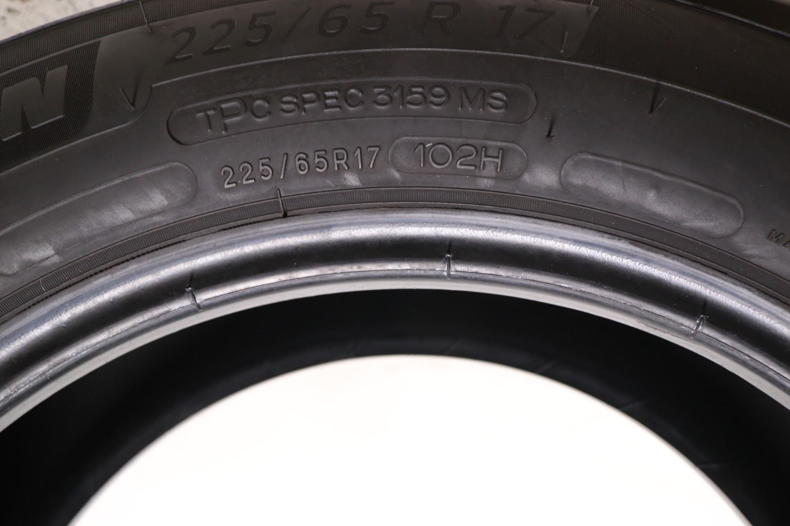 Set of 4 Used 225/65R17 Michelin Primacy A/S – 102H – 7.5-8.5/32