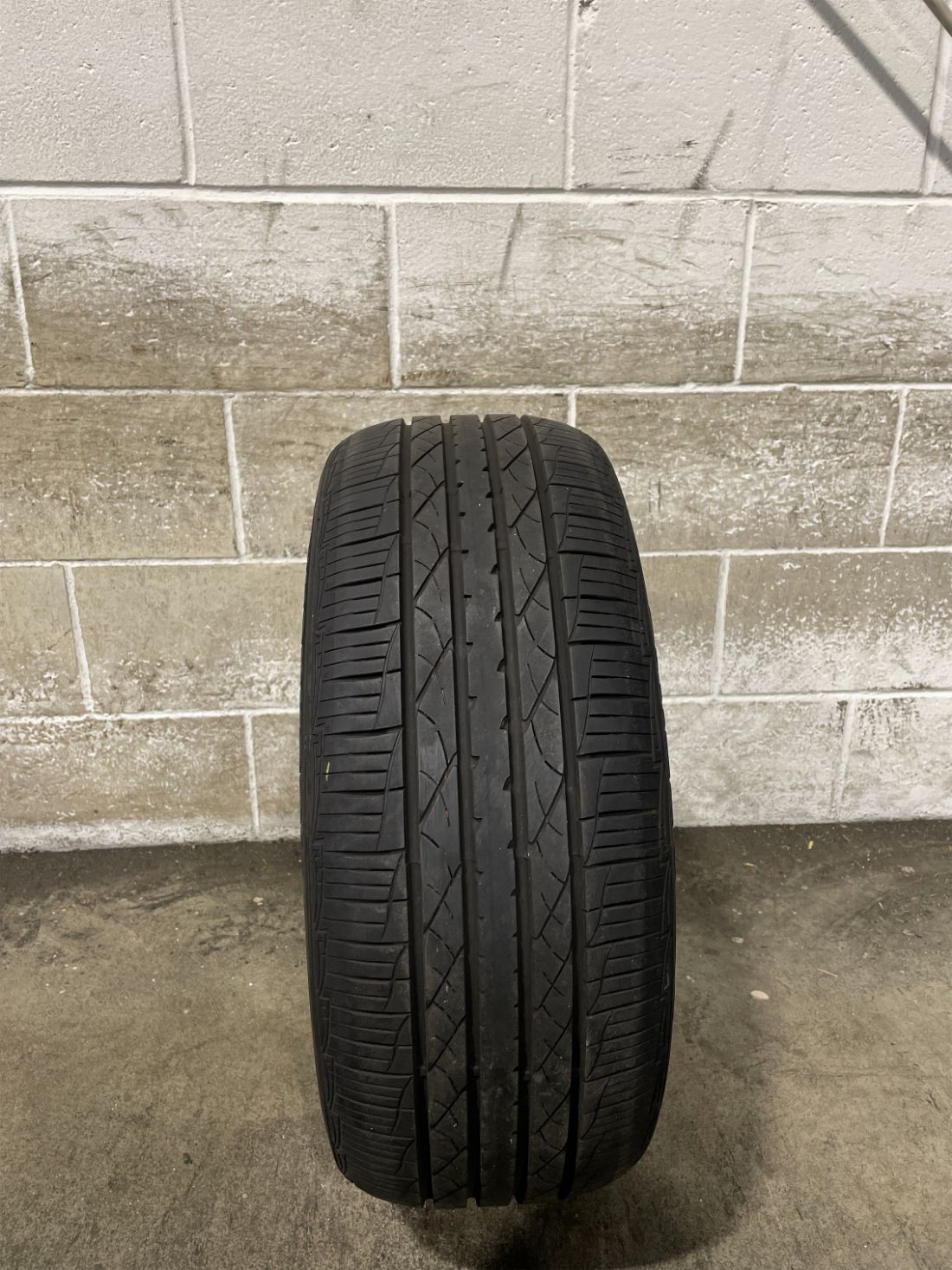 1x P205/50R17 Hankook Optimo H428 8/32 88 H Used Tire 2055017