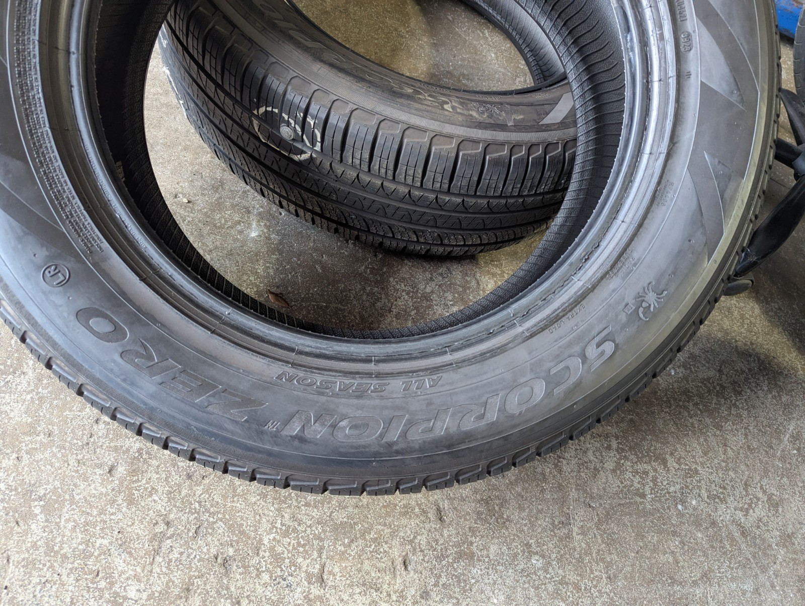 255/60R20 ( 113V ) PIRELLI SCORPION ZERO ALL SEASON LR PAIR OF TIRES