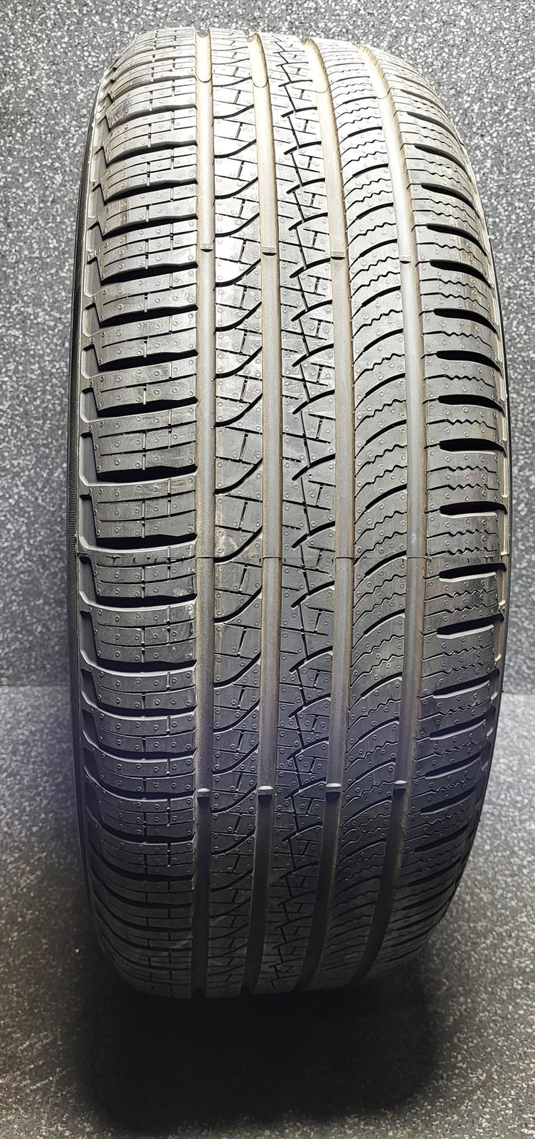 Pirelli Scorpion Zero 255/60R20 113V XL SUV/Crossover All Season Tire DOT 4521