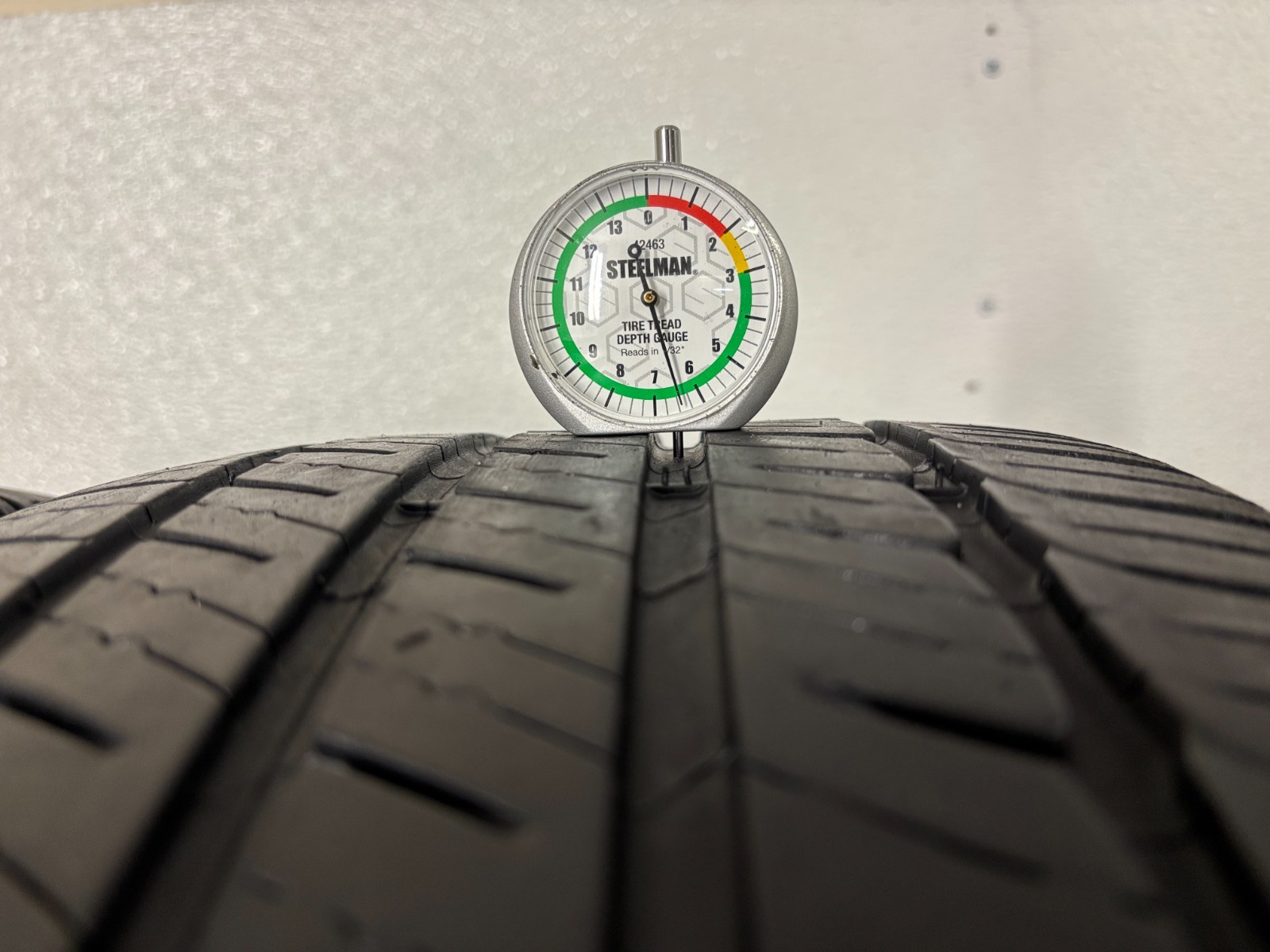 2 Tires 245 40 19 Michelin Primacy Tour A/S Run Flat (6.00-6.50/32=70-76% Tread)