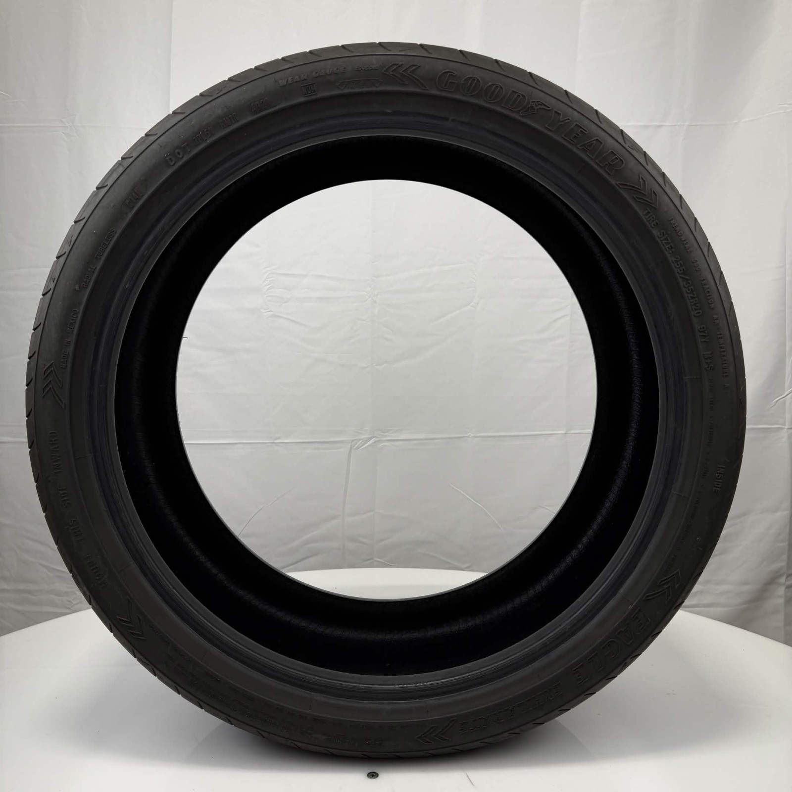 Used 255/35ZR20 Goodyear Eagle Exhilarate 97Y 4.5/32 (DOT 21)