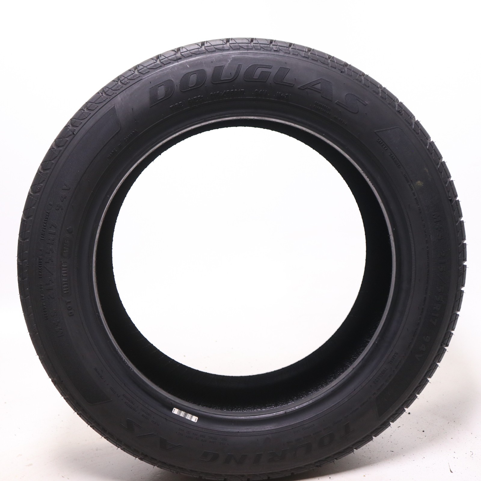 New 215/55R17 Douglas Touring A/S – 94V – 8.5/32