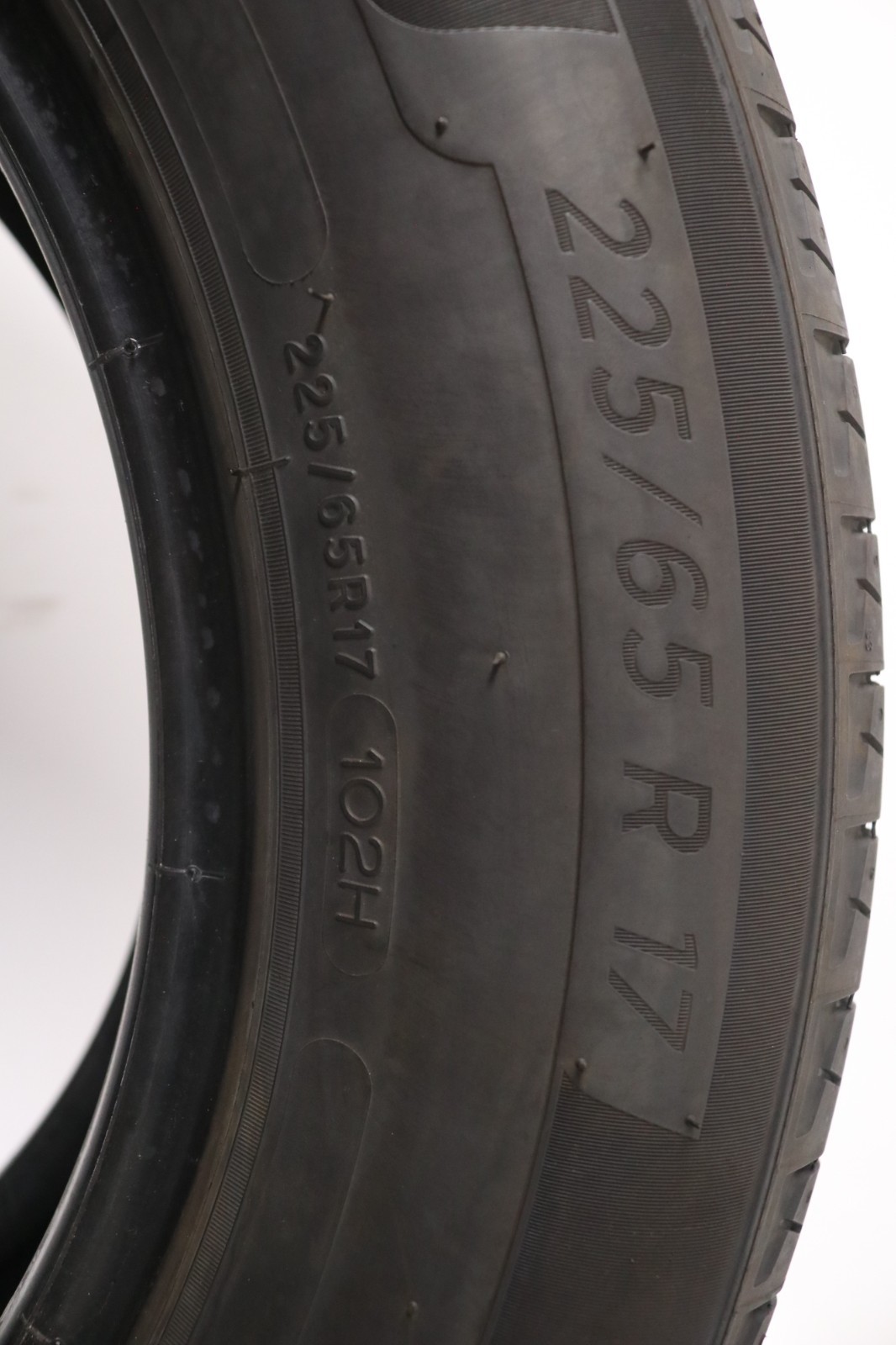 Set of 4 Used 225/65R17 Michelin Primacy A/S – 102H – 7.5-8.5/32