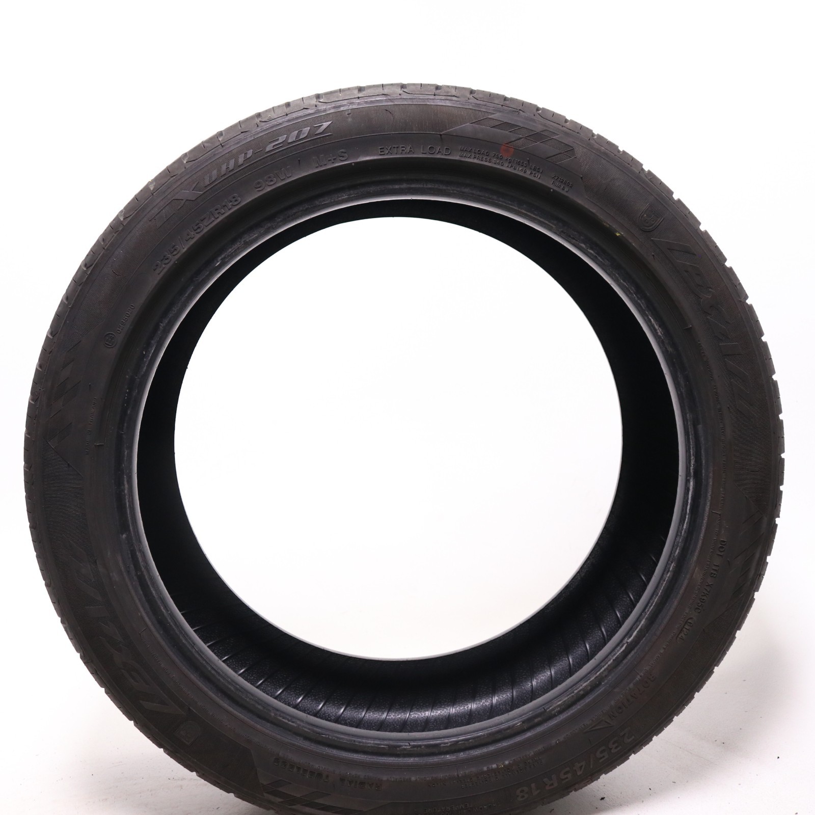 Set of 4 Used 235/45ZR18 Lexani LX UHP-207 – 98W – 8-9/32
