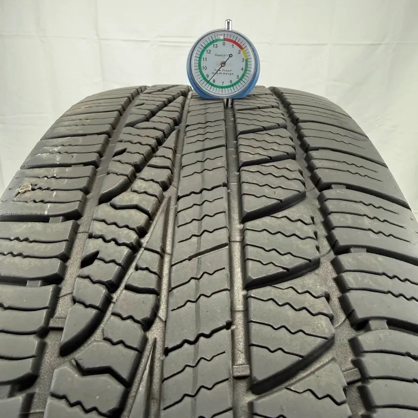 Used 255/65R18 Goodyear Assurance WeatherReady 111T 8.5/32 (DOT 23)