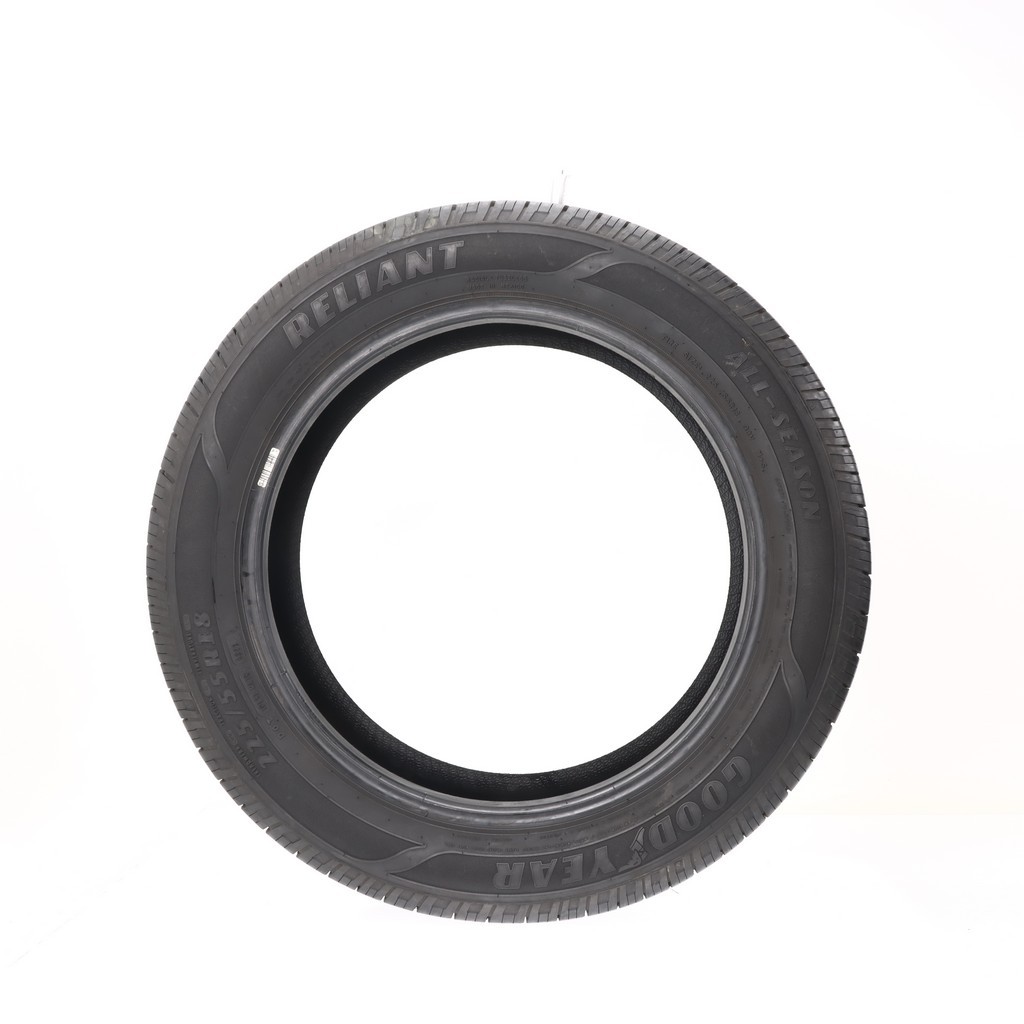 Set of (4) Used 225/55R18 Goodyear Reliant All-season 98V – 8.5-9.5/32
