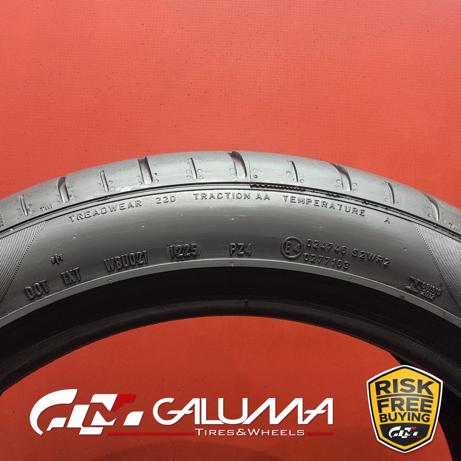 1 Tire LikeNEW Pirelli P Zero (N1) 235/45ZR18 235/45/18 2354518 94Y #95946